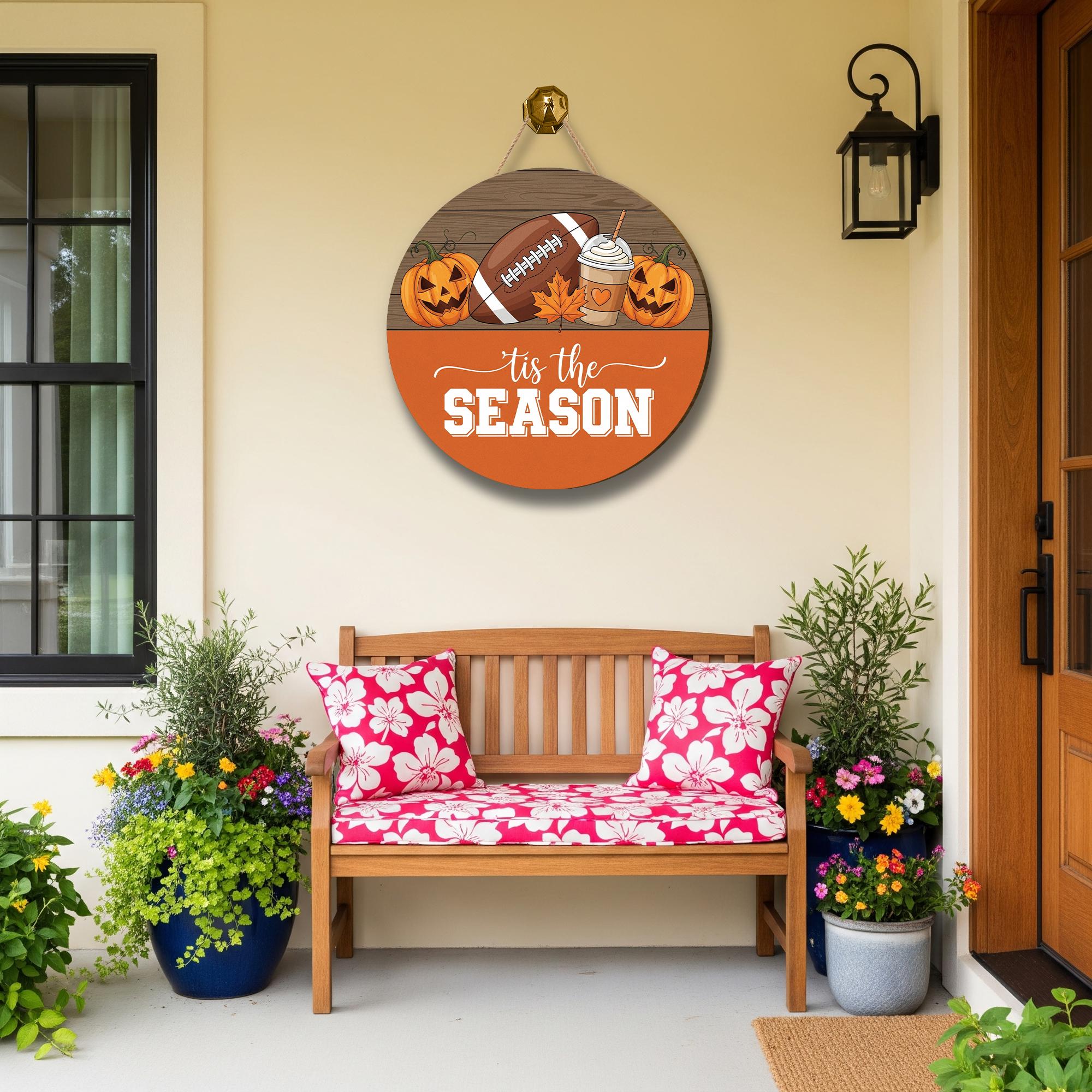 Fall Pumpkin Football Door Sign – Autumn Round Hanging Decor with Coffee and Leaf for Halloween and Thanksgiving Home Entryway