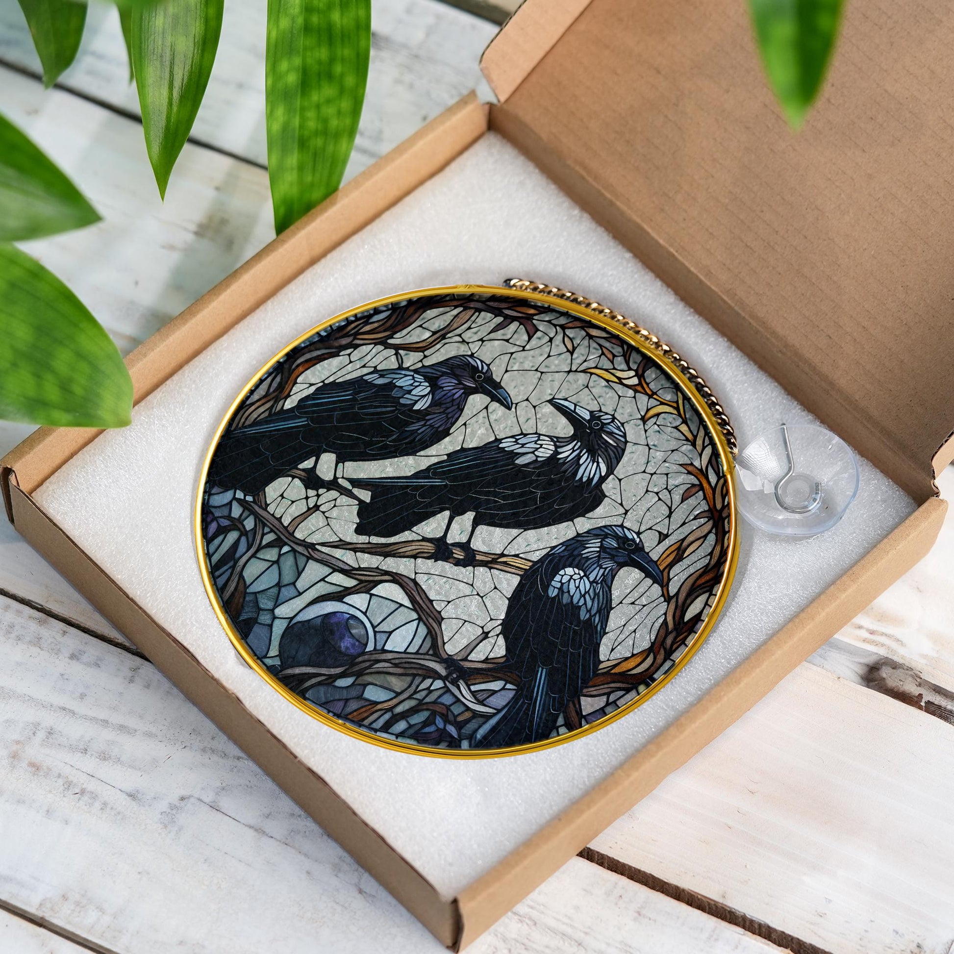 Gothic Raven Glass Suncatcher – Glass Crow Window Hanging – Dark Bird Gothic Home Decor – Mysterious Raven Art