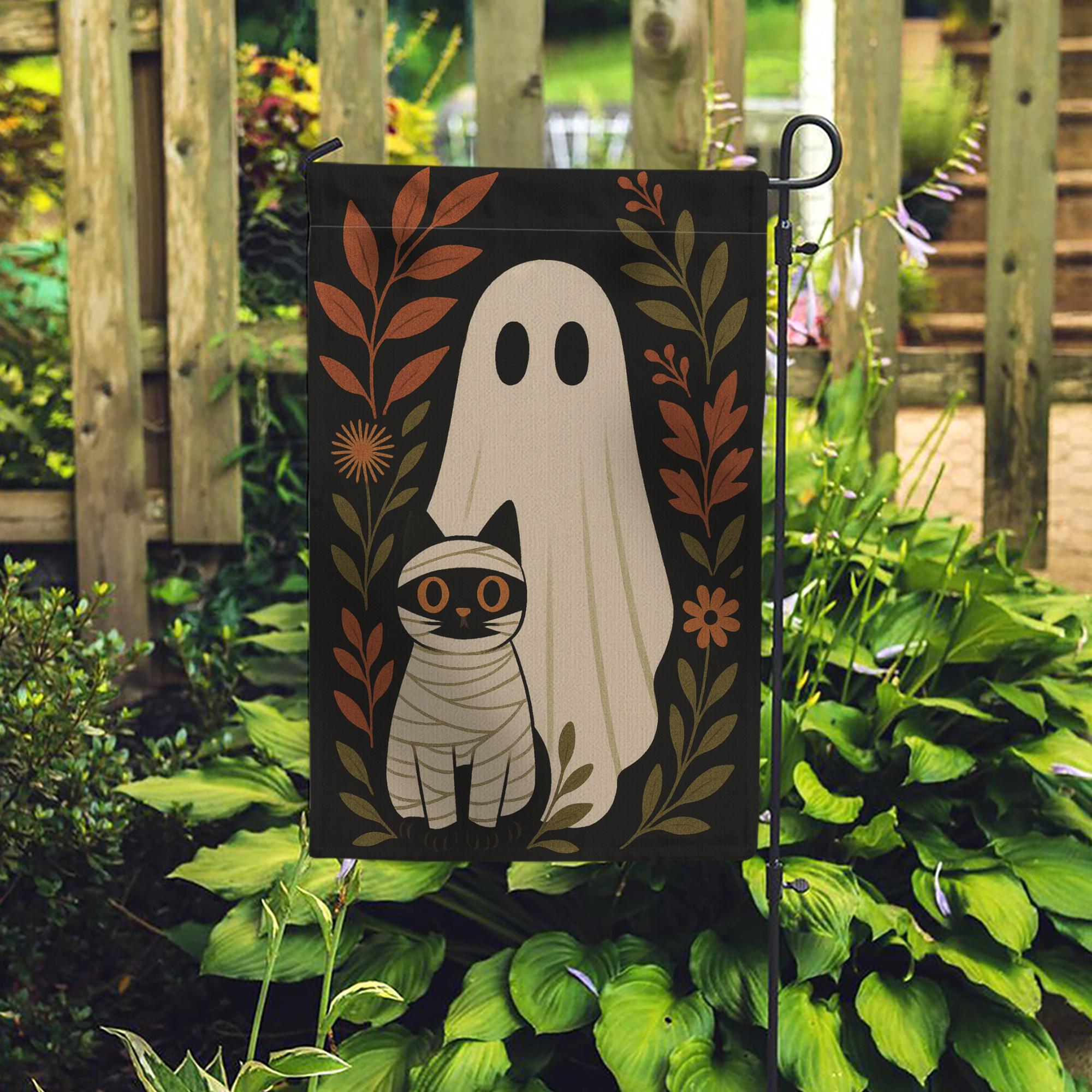 Ghost and Mummy Cat Garden Flag, Cute Halloween Yard Decor, Spooky Fall Outdoor Banner, Trick or Treat Porch Decoration