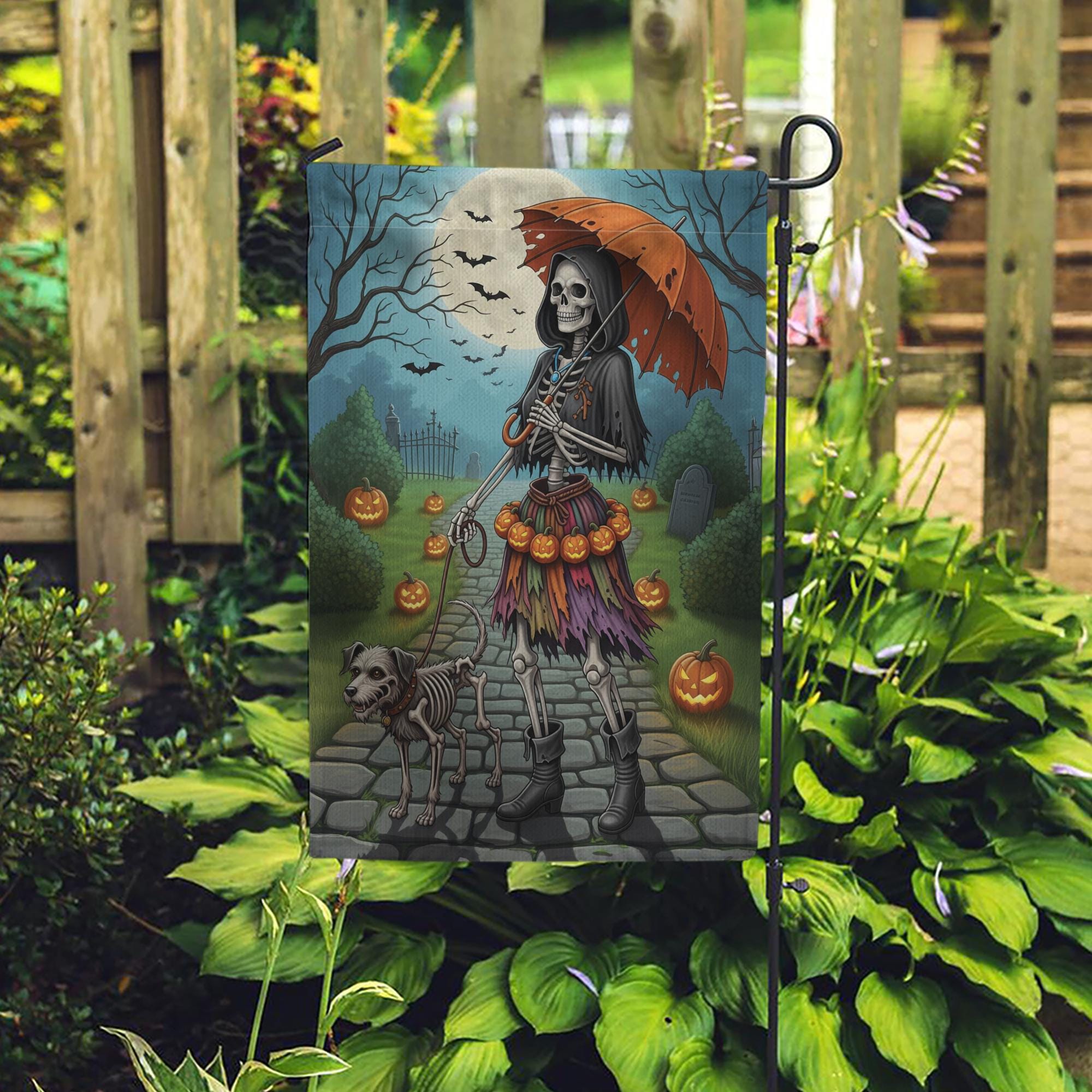 Skeleton Walking Dog Halloween Garden Flag – Spooky Skeleton Dog Yard Decor, Creepy Pumpkin Graveyard Outdoor Flag