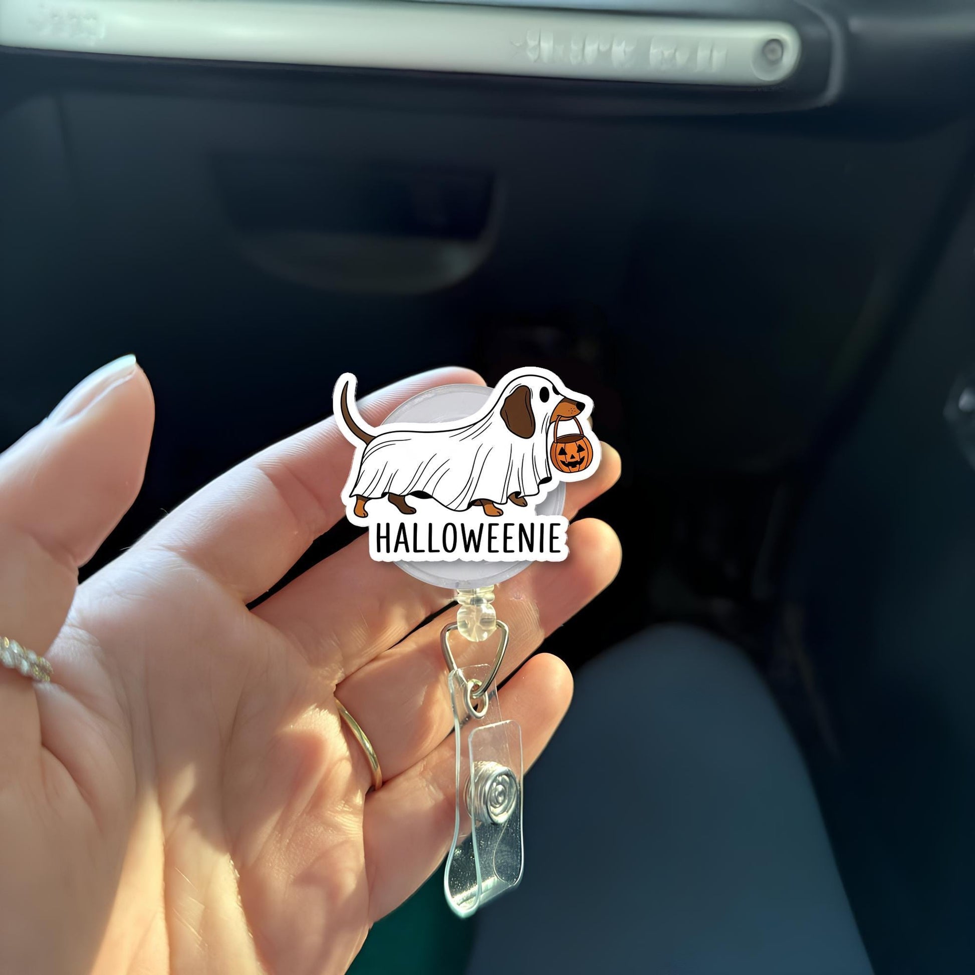 Halloweenie Dachshund Badge Reel – Ghost Dog Retractable ID Holder, Funny Wiener Dog Halloween Name Tag for Nurse or Teacher