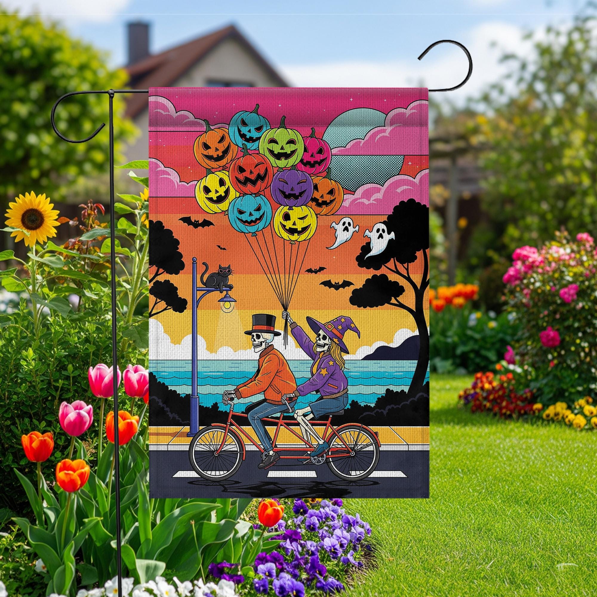 Halloween Skeleton Tandem Bike Flag – Spooky Pumpkin Balloon Garden Decor, Beach Sunset Yard Banner