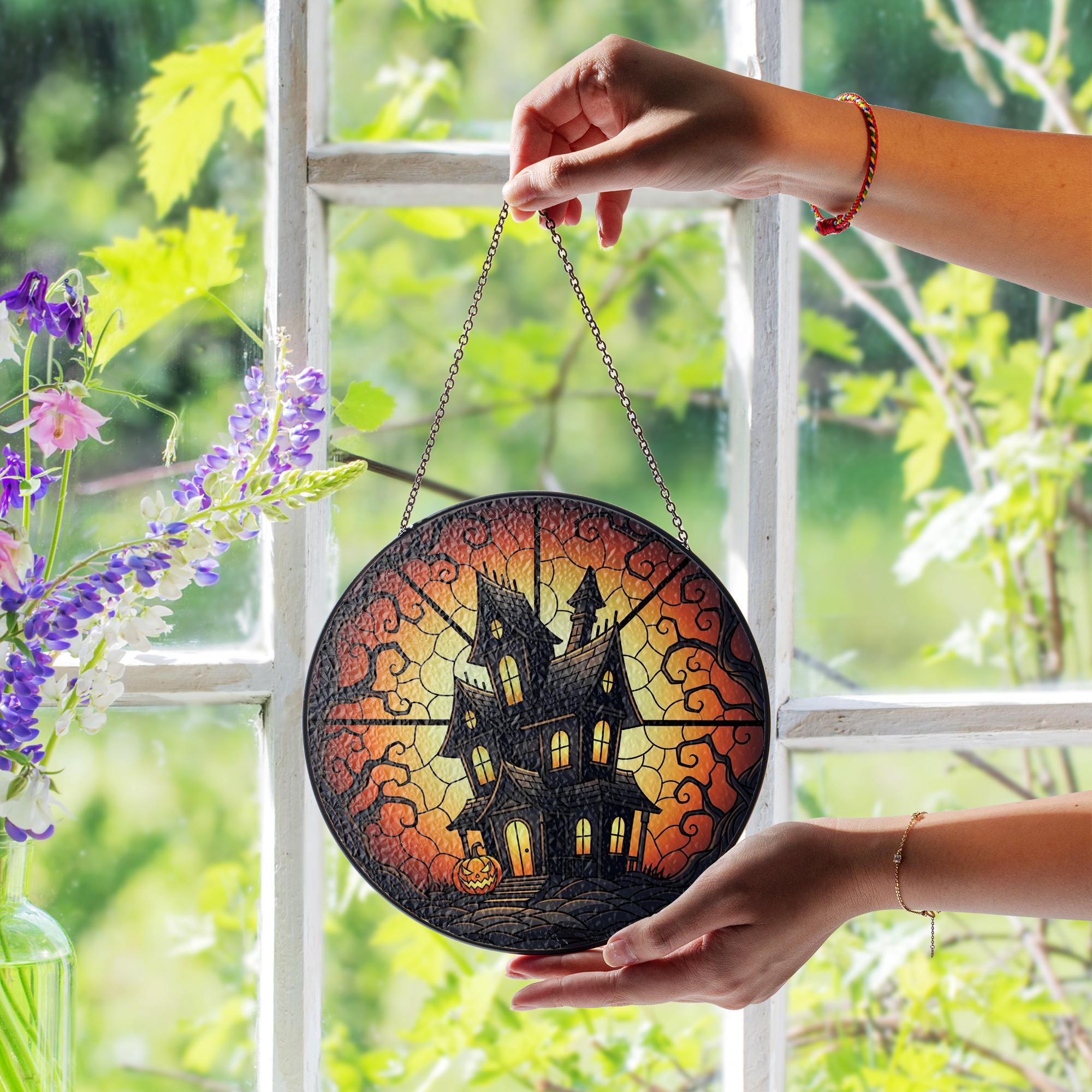 Halloween Round Suncatcher, Spooky Window Hanging Decoration with Pumpkin Scene, Autumn Sun Catcher for Home and Party Decor
