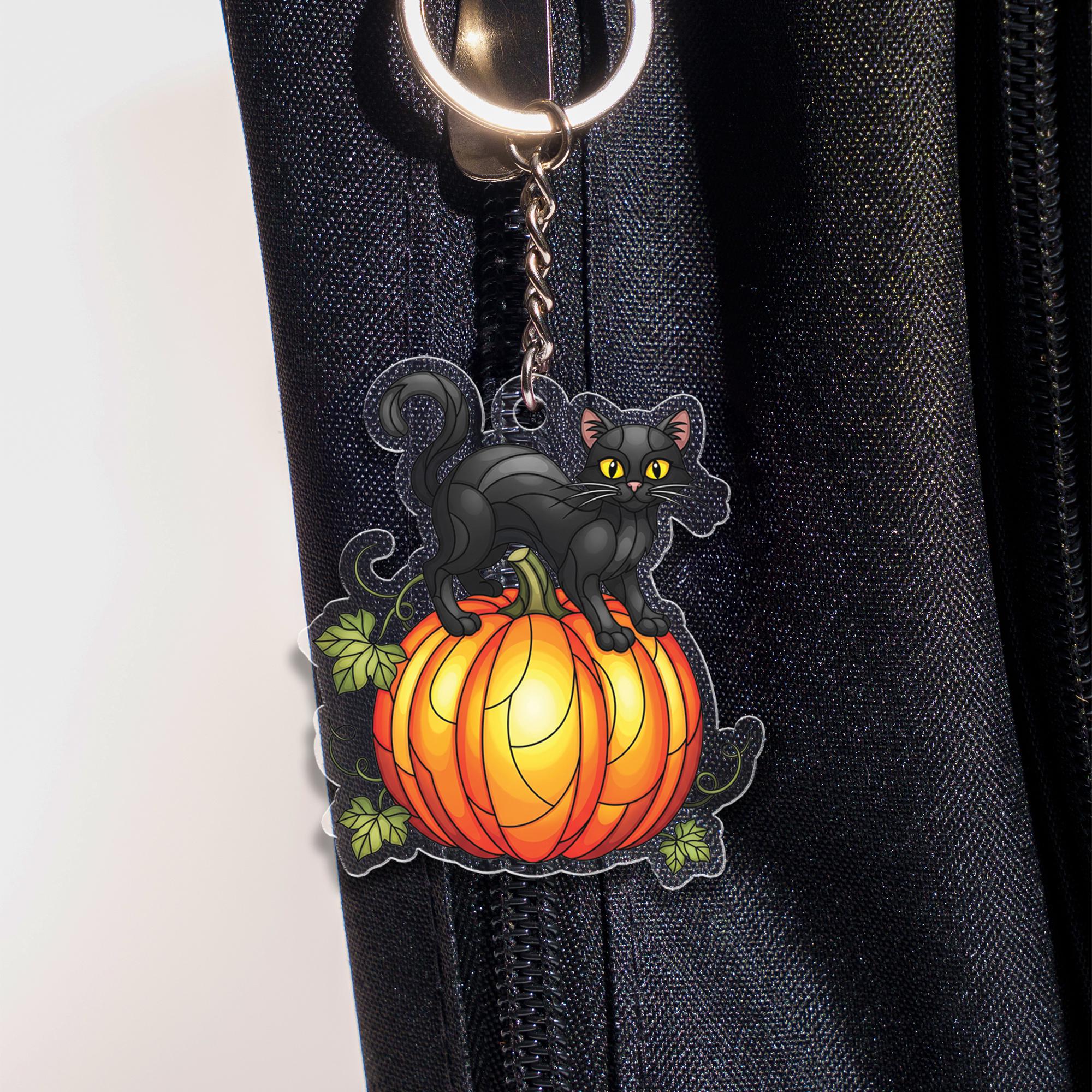 Black Cat Pumpkin Keychain, Halloween Cat Keyring, Spooky Cute Fall Accessory, Witchy Gift, Gothic Charm, Trick or Treat Favor