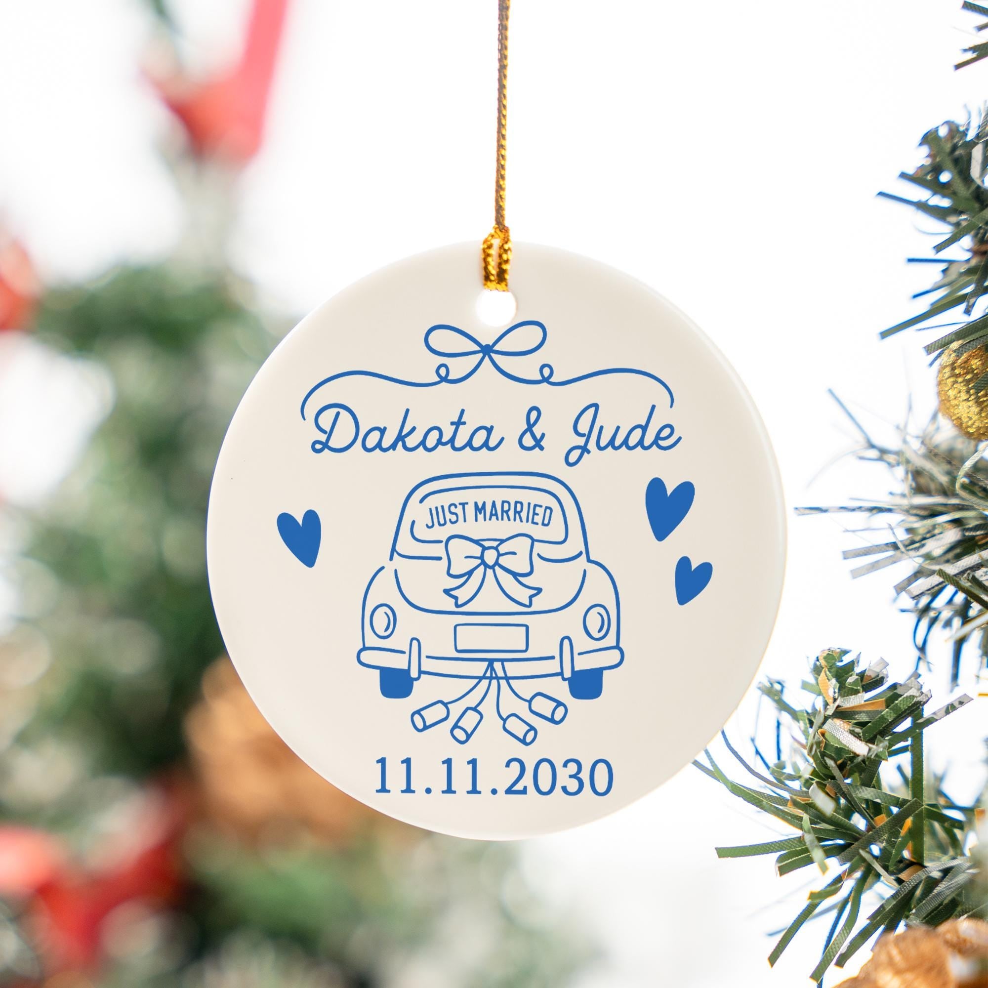 Custom Wedding Ornament 2025, Just Married Gift, Personalized Bride & Groom Keepsake, Engagement Ornament, Newlywed Christmas Decoration