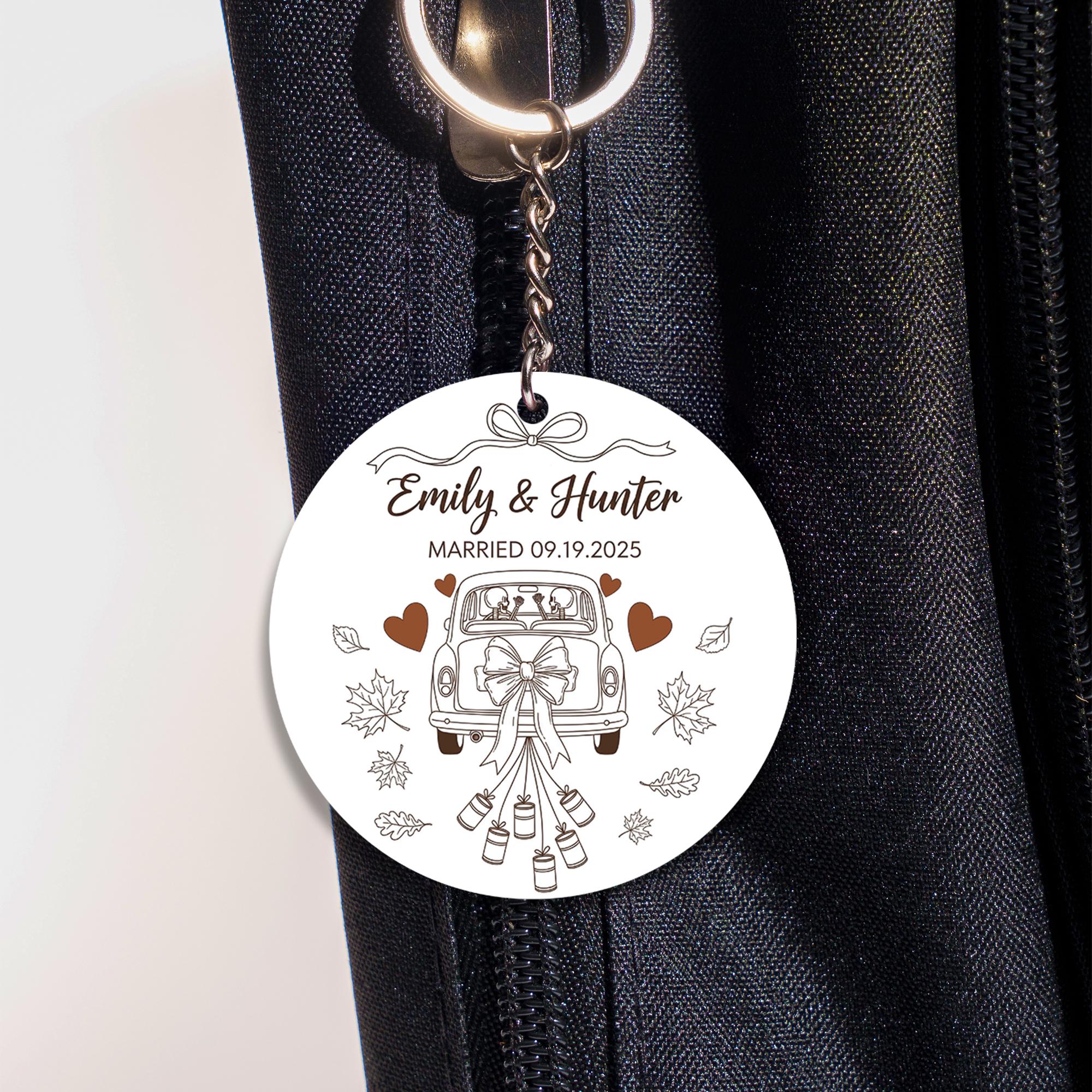 Personalized Wedding Keychain Favor: Acrylic Bride & Groom Gift