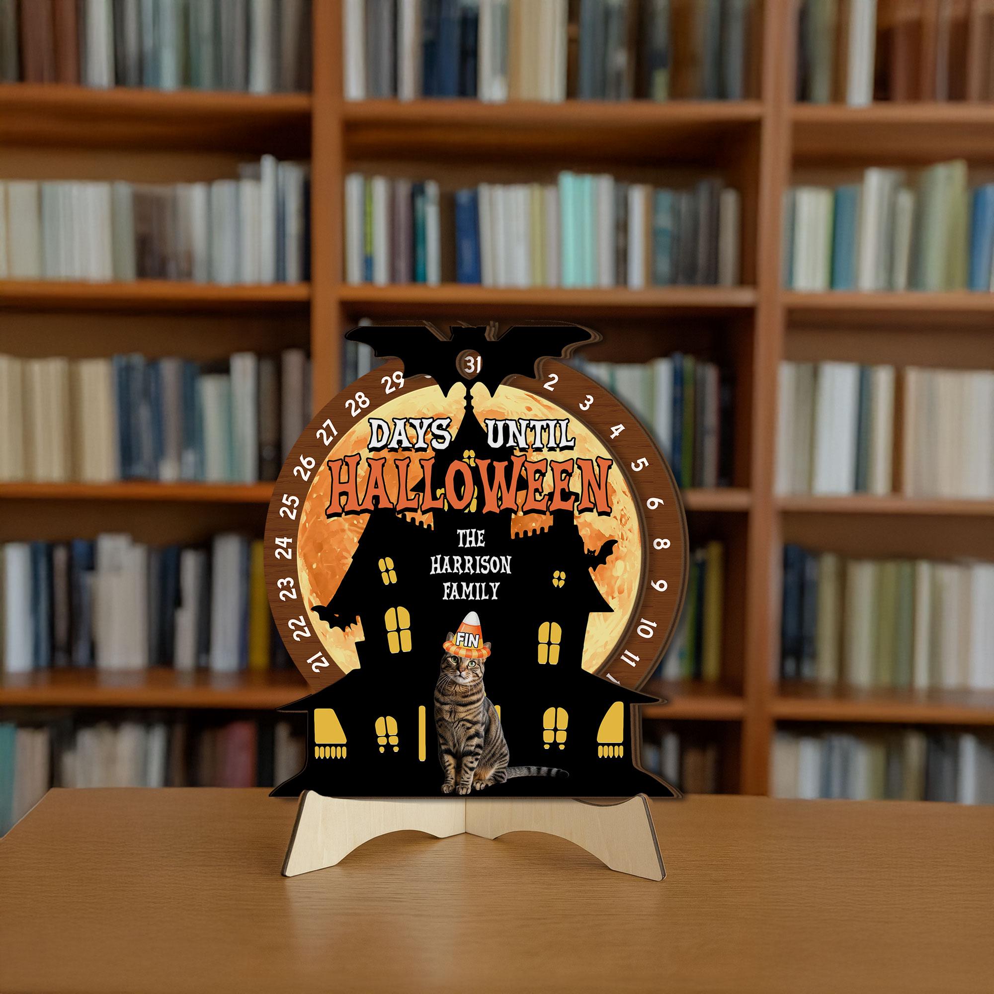Personalized Cat Halloween Countdown Sign: Haunted House Decor