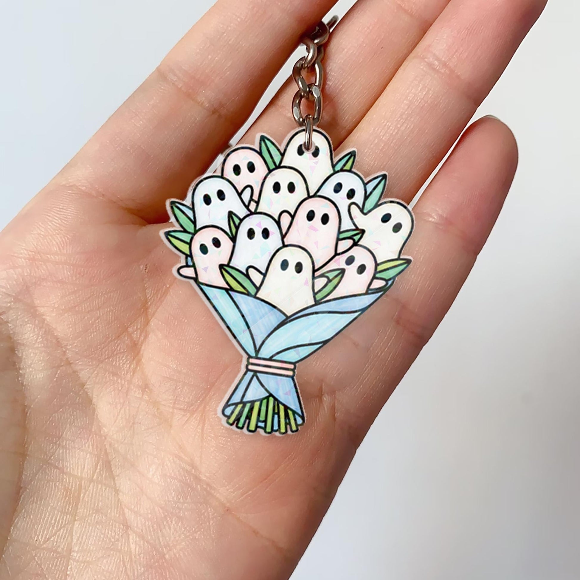 Cute Ghost Bouquet Keychain | Spooky Acrylic Charm | Halloween Gift for Ghost Lovers | Kawaii Accessory with Floral Design