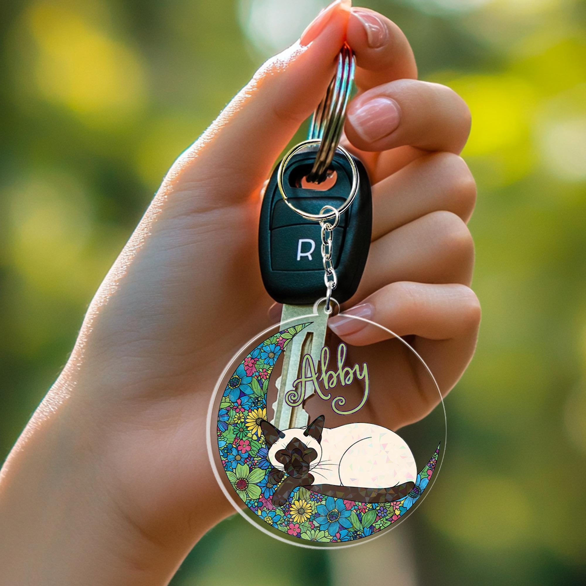 Personalized Siamese Cat Keychain: Custom Name Pet Keyring