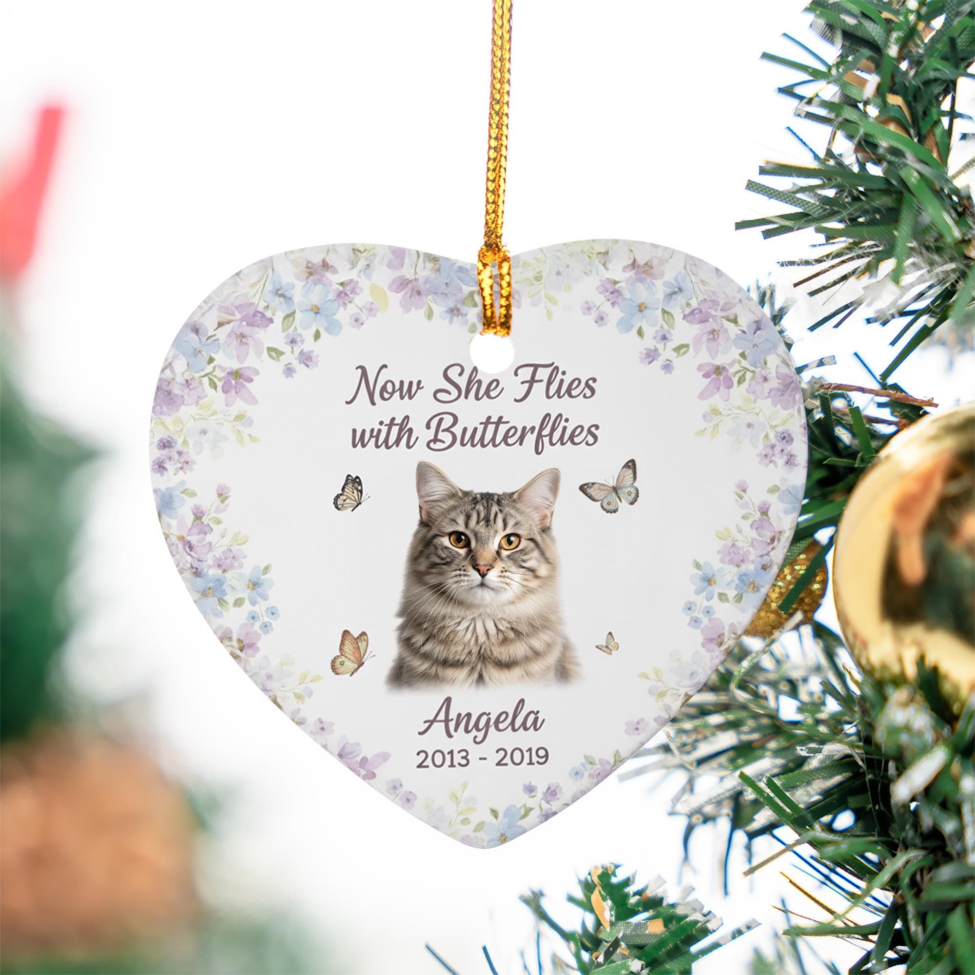 Personalized Cat Memorial Ornament: Heart-Shaped Ceramic Pet Loss Keepsake