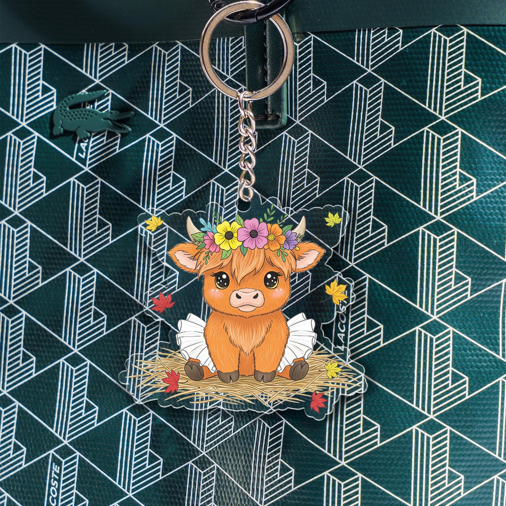 Cute Highland Cow Keychain – Kawaii Calf Acrylic Charm with Flower Crown, Fall Leaves, Farm Animal Gift, Cow Lover Accessory