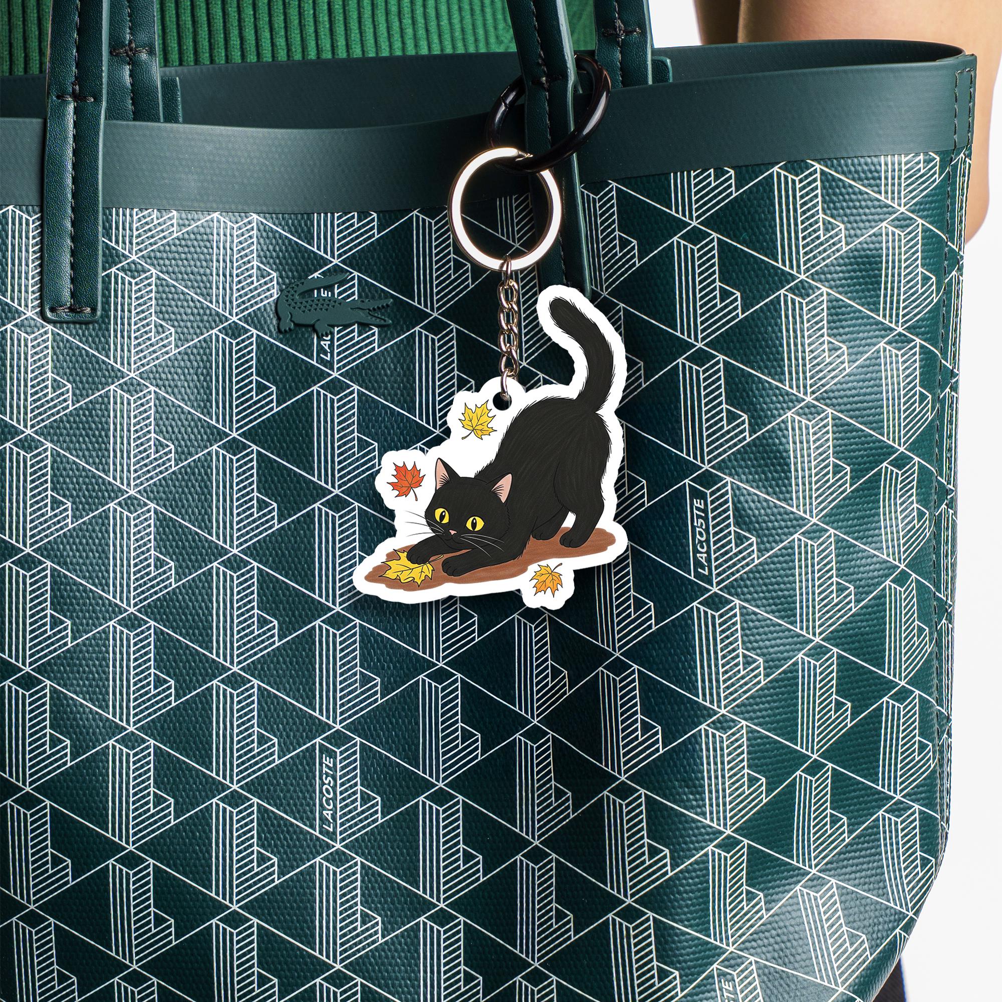 Black Cat Acrylic Keychain: Halloween Spooky Accessory