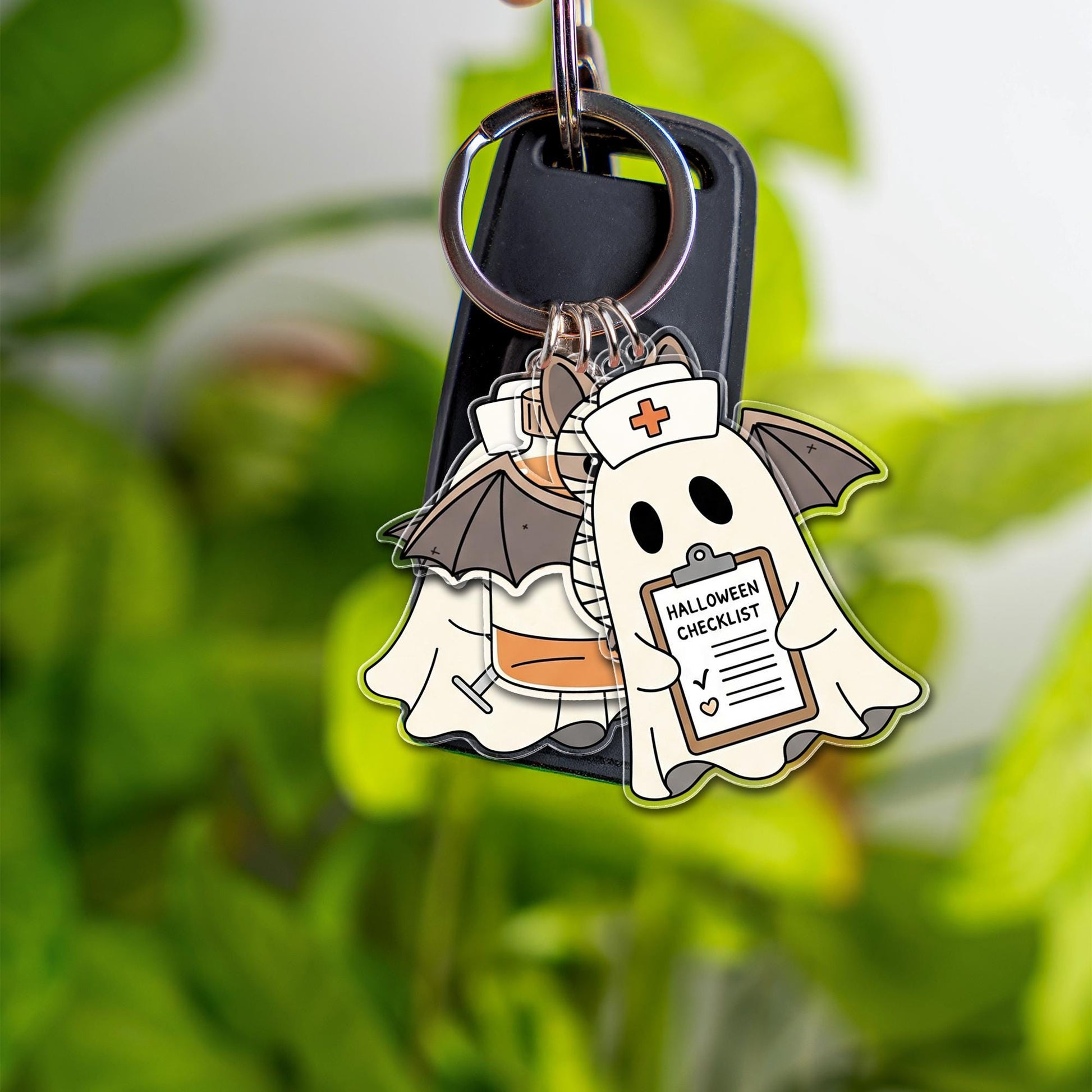 Halloween Ghost Nurse Keychain, Cute Bat Mummy Charm Keyring, Spooky Multi-Charm Accessory, Fall Gift for Nurses & Friends