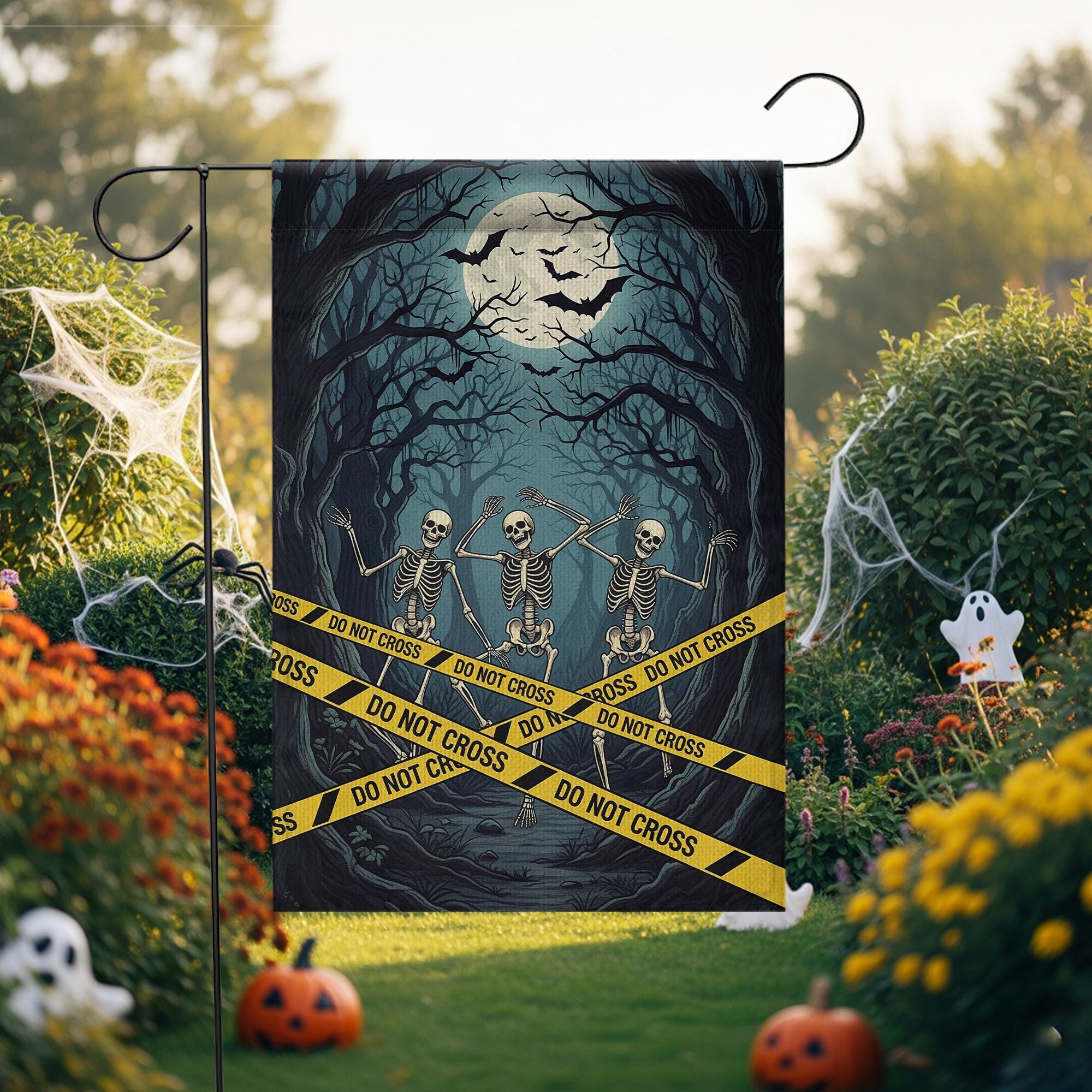 Halloween Skeleton Garden Flag, Spooky Do Not Cross Yard Decor, Haunted House Outdoor Decoration, Scary Moonlit Cemetery Flag