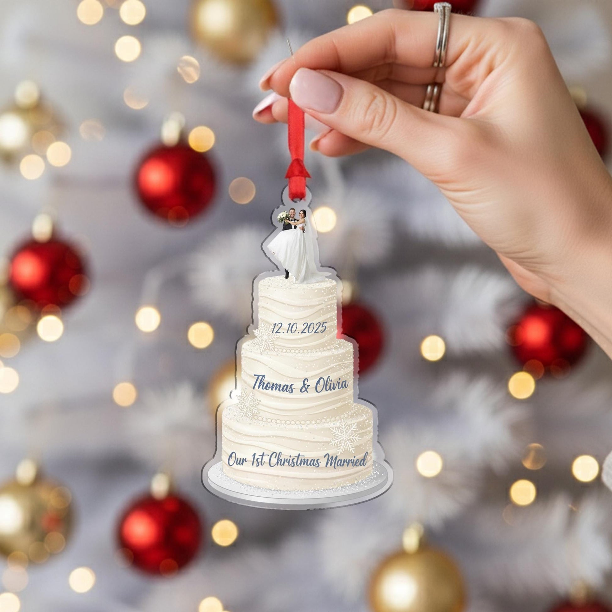 Personalized Wedding Cake Christmas Ornament – Acrylic Hanging Decoration with Bride and Groom Design