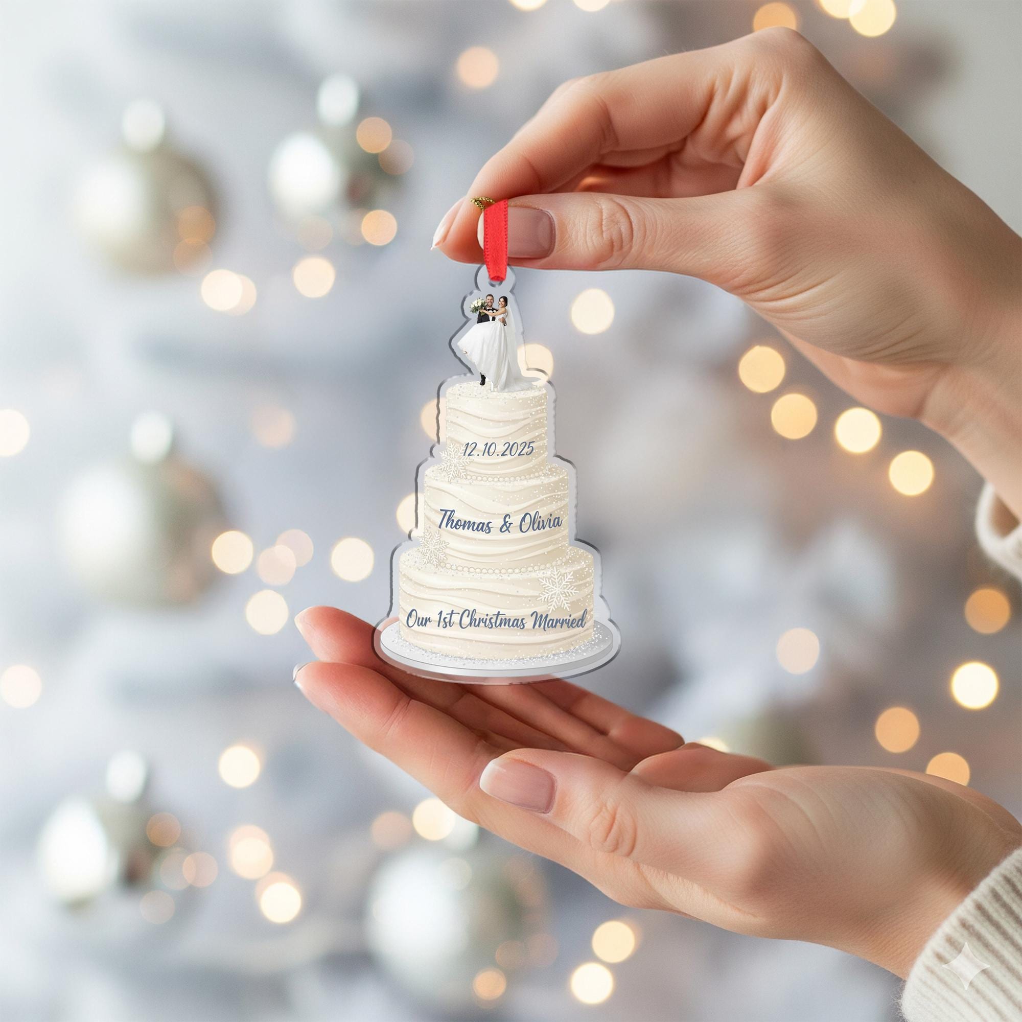 Personalized Wedding Cake Christmas Ornament – Acrylic Hanging Decoration with Bride and Groom Design