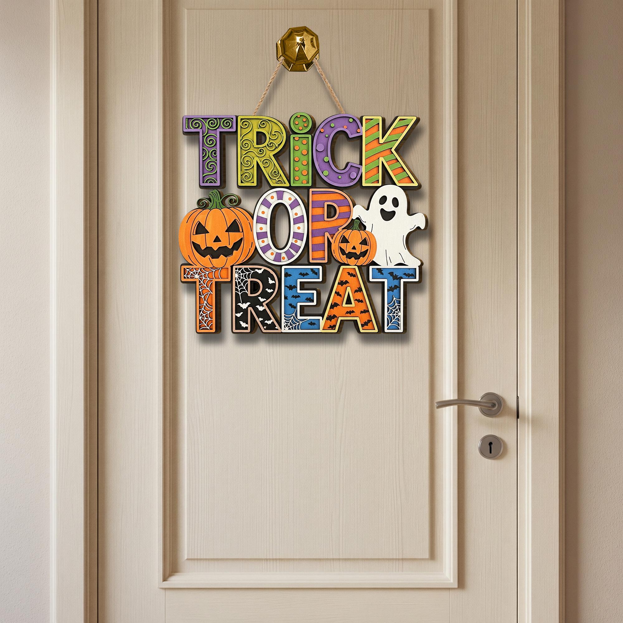 Trick or Treat Wooden Sign, Halloween Door Hanger with Ghost & Pumpkin, Spooky Porch Wall Decor, Cute Fall Party Decoration