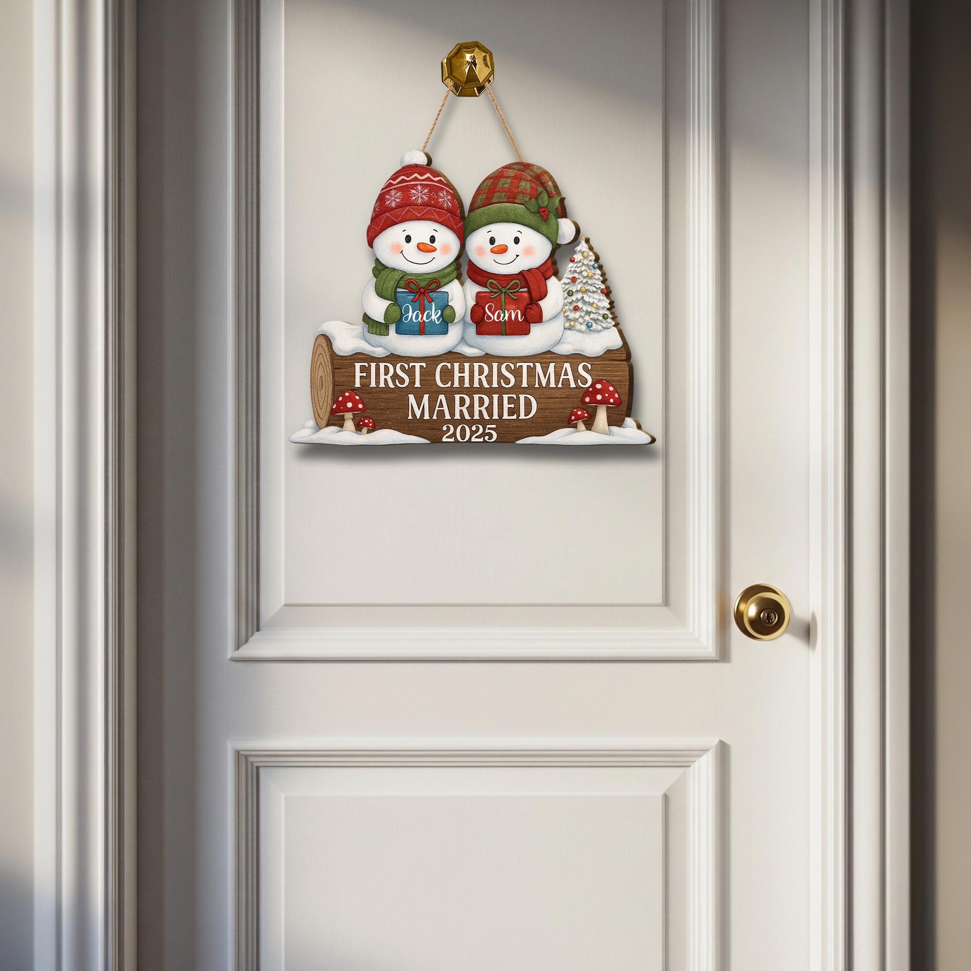 Personalized Wooden Sign – First Christmas Married Decoration with Snowman Couple and Custom Year