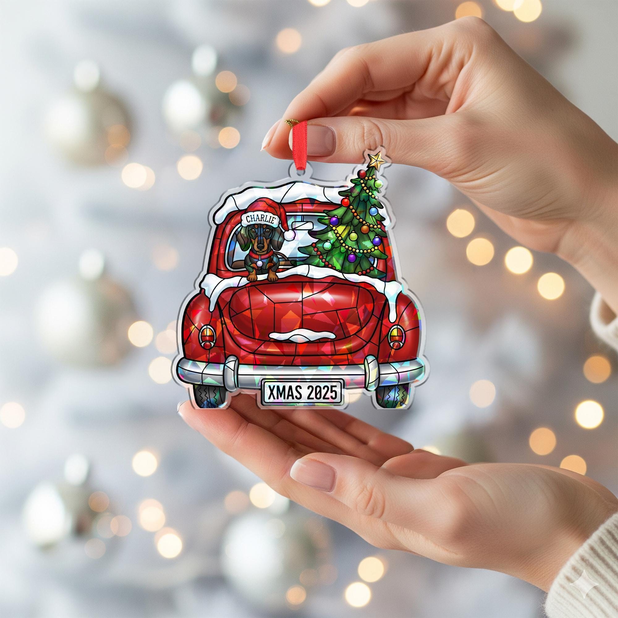 Personalized Dog Ornament – Dachshund in Car with Christmas Tree, Custom Name, Xmas Decoration