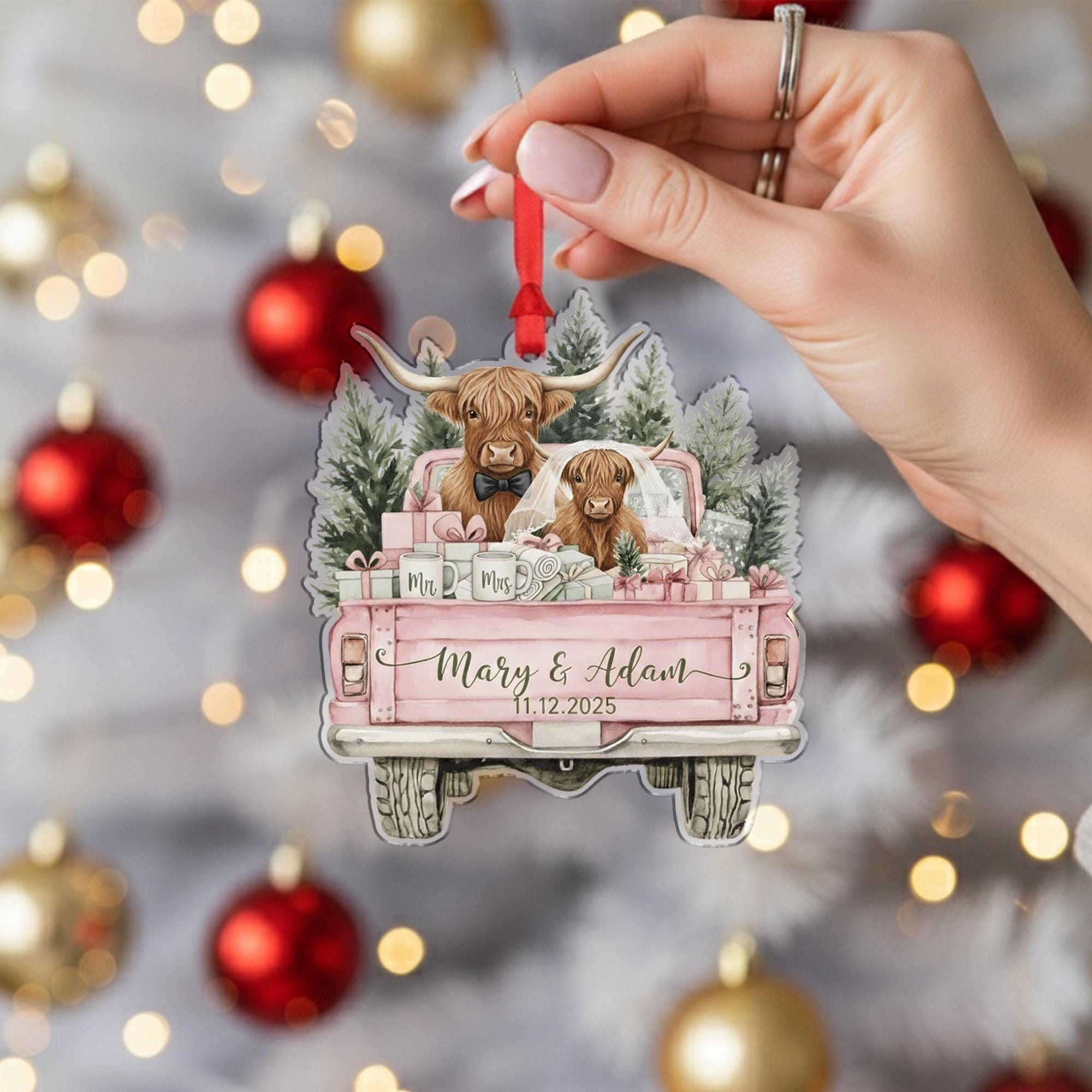 Personalized Wedding Ornament – Custom Highland Cow Couple Christmas Decoration