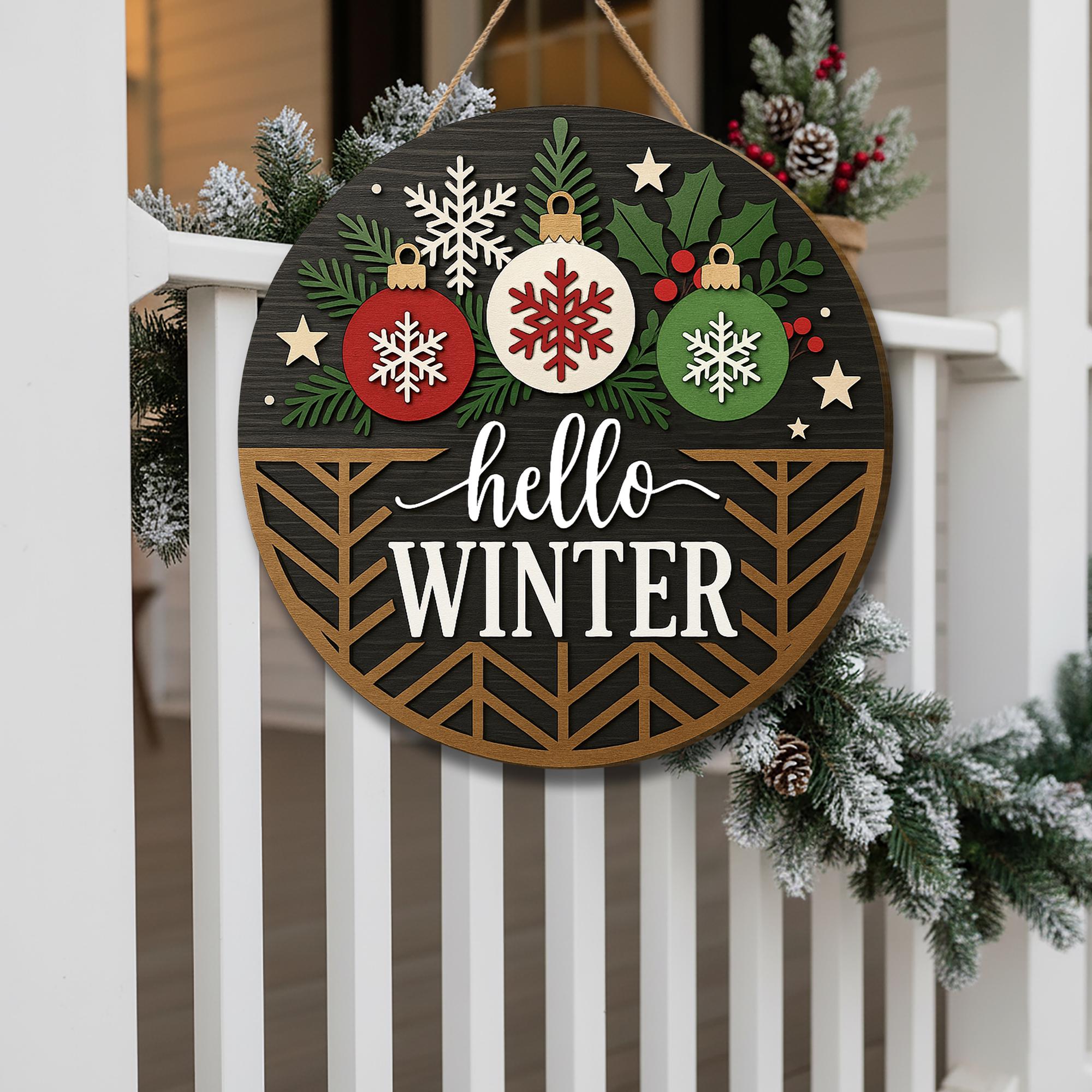 Hello Winter Round Wood Layered Sign – Winter Baubles Door Decor