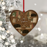 Heart Bookshelf Cat Ornament: Personalized Book Lover Decor