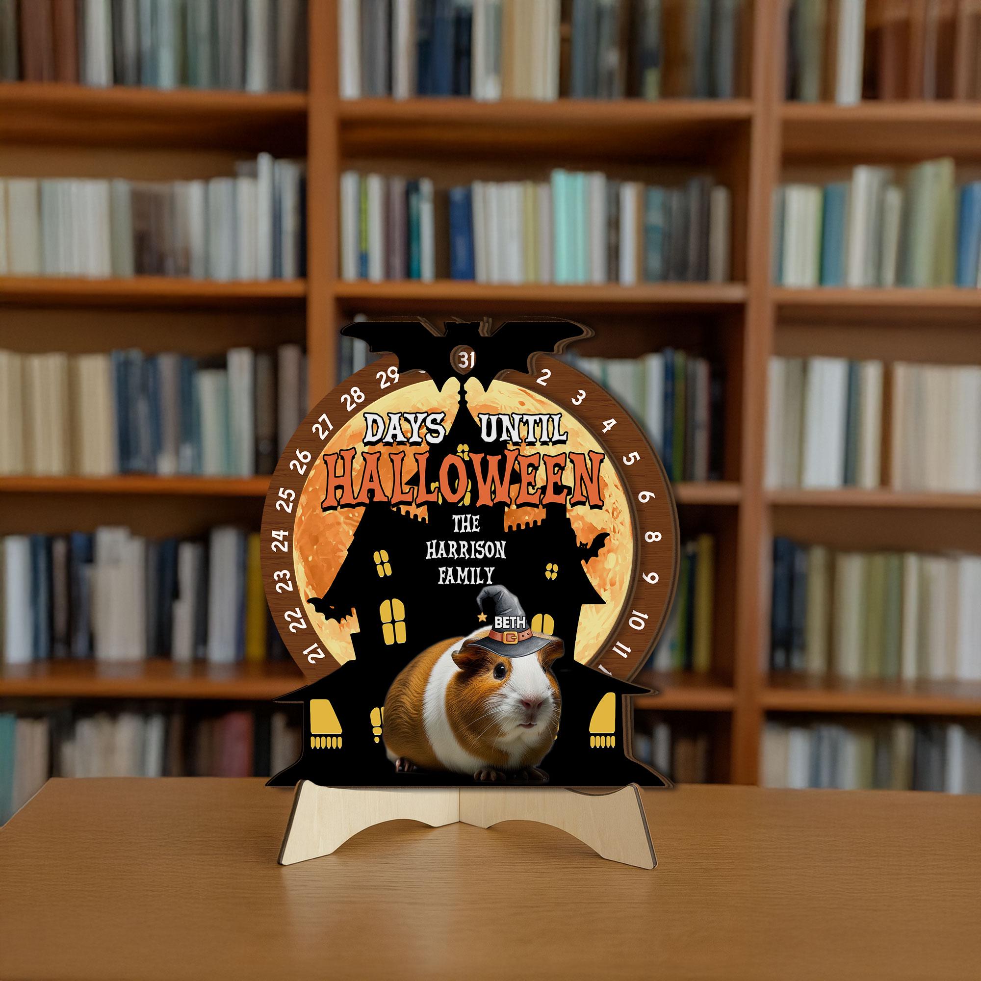 Personalized Guinea Pig Halloween Countdown Sign: Haunted House Decor