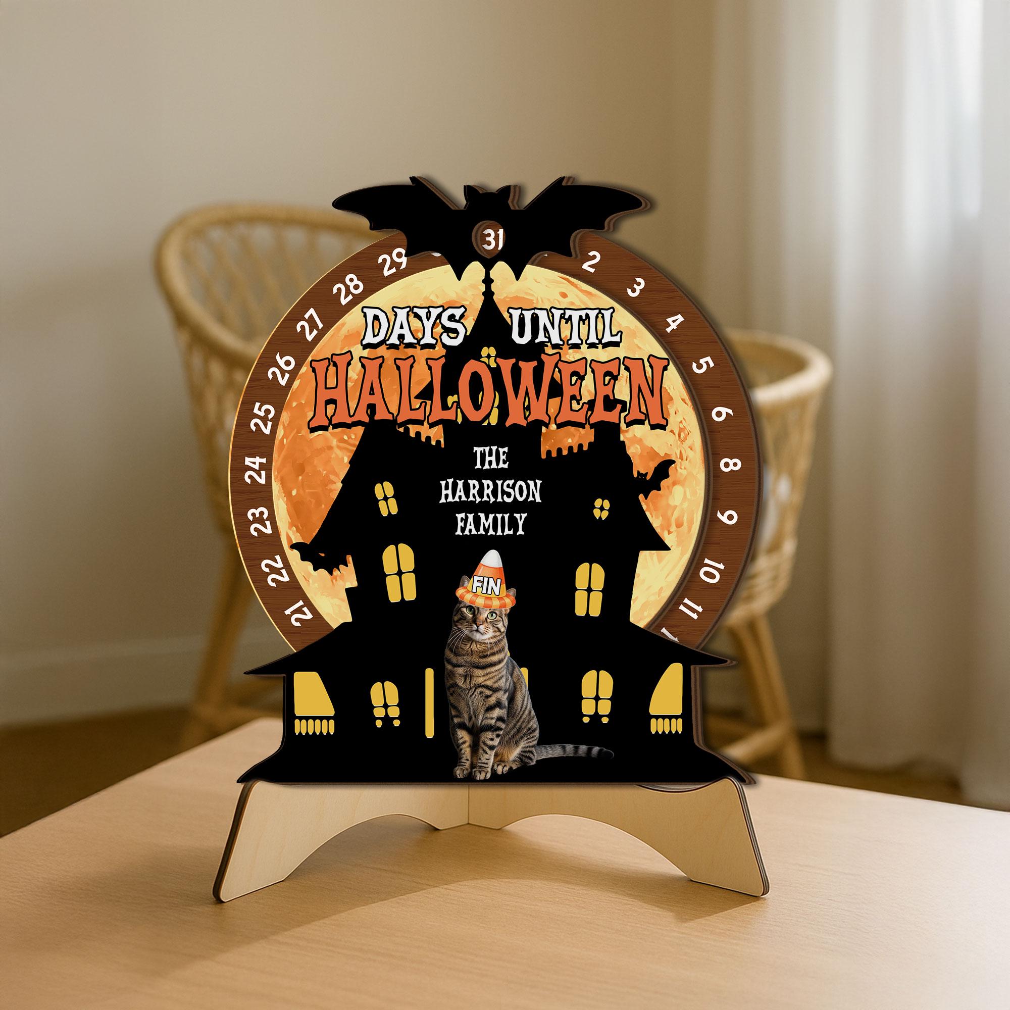 Personalized Cat Halloween Countdown Sign: Haunted House Decor