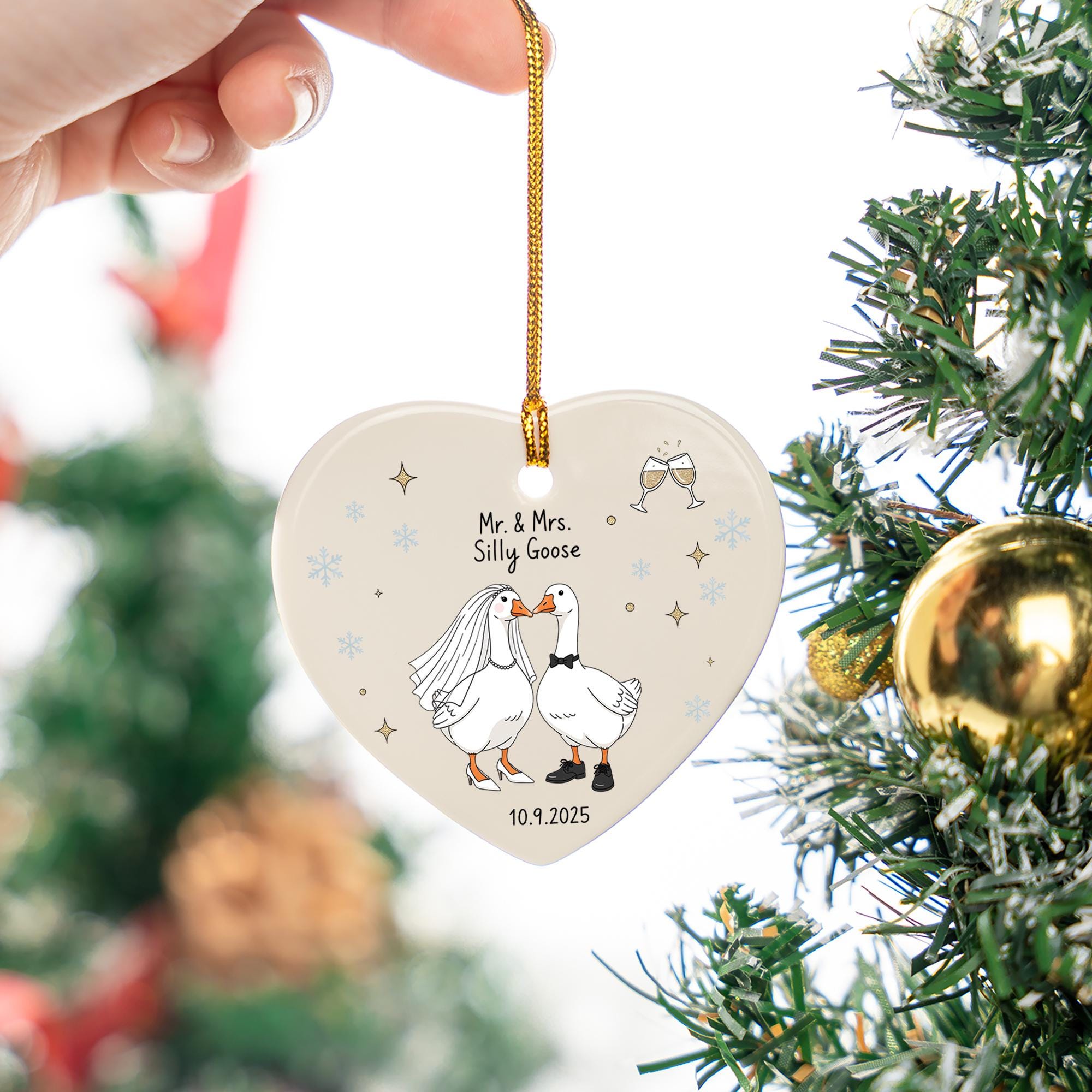 Personalized Wedding Ornament: Mr & Mrs Geese Heart Keepsake - Custom 2025