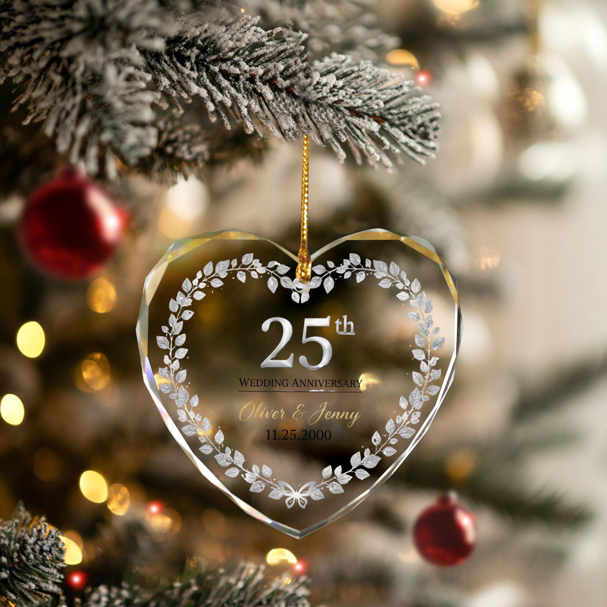 Personalized Glass Ornament – Heart Shaped 25th Wedding Anniversary Decoration with Custom Names and Date