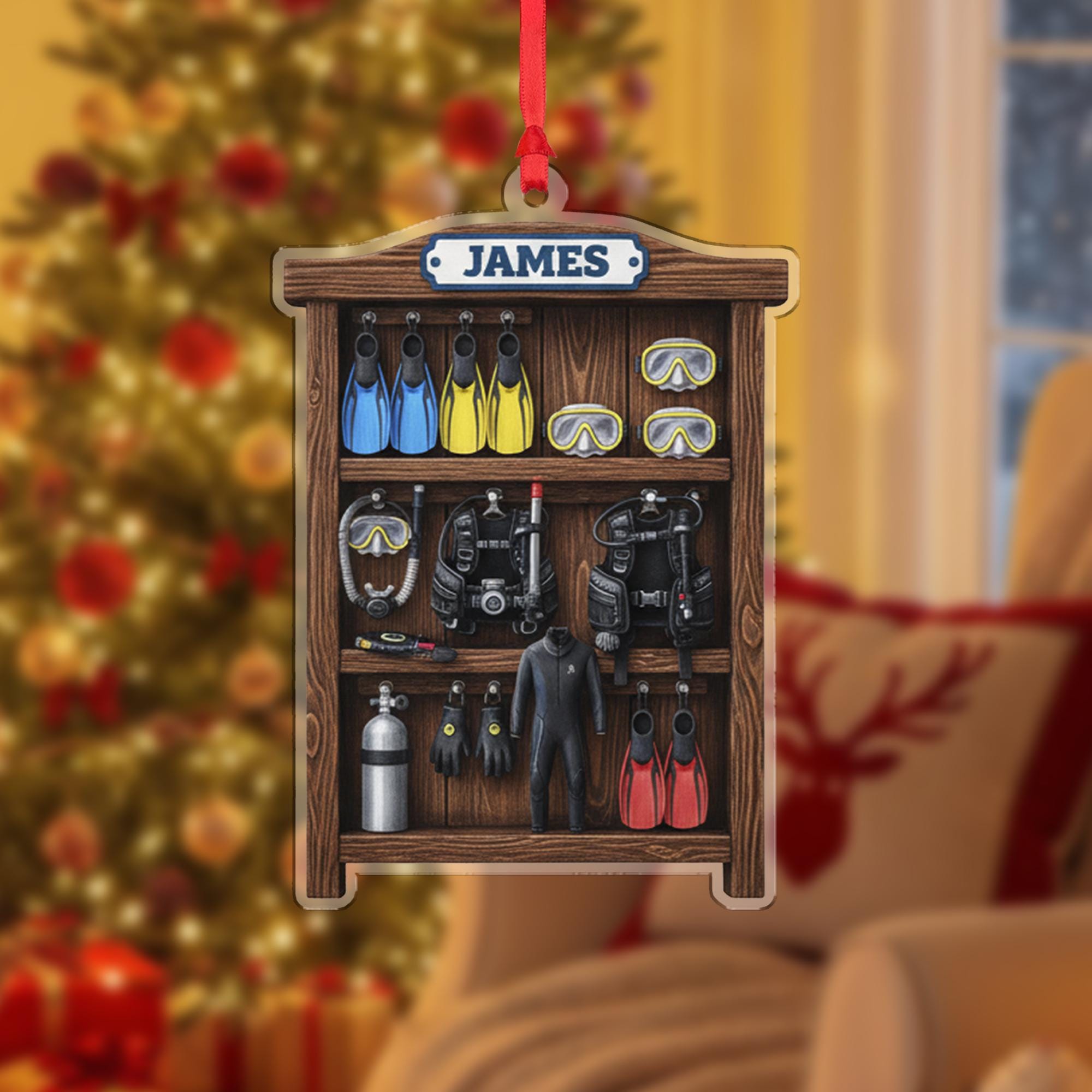 Scuba Diving Ornament in Wood Shelf with Custom Name