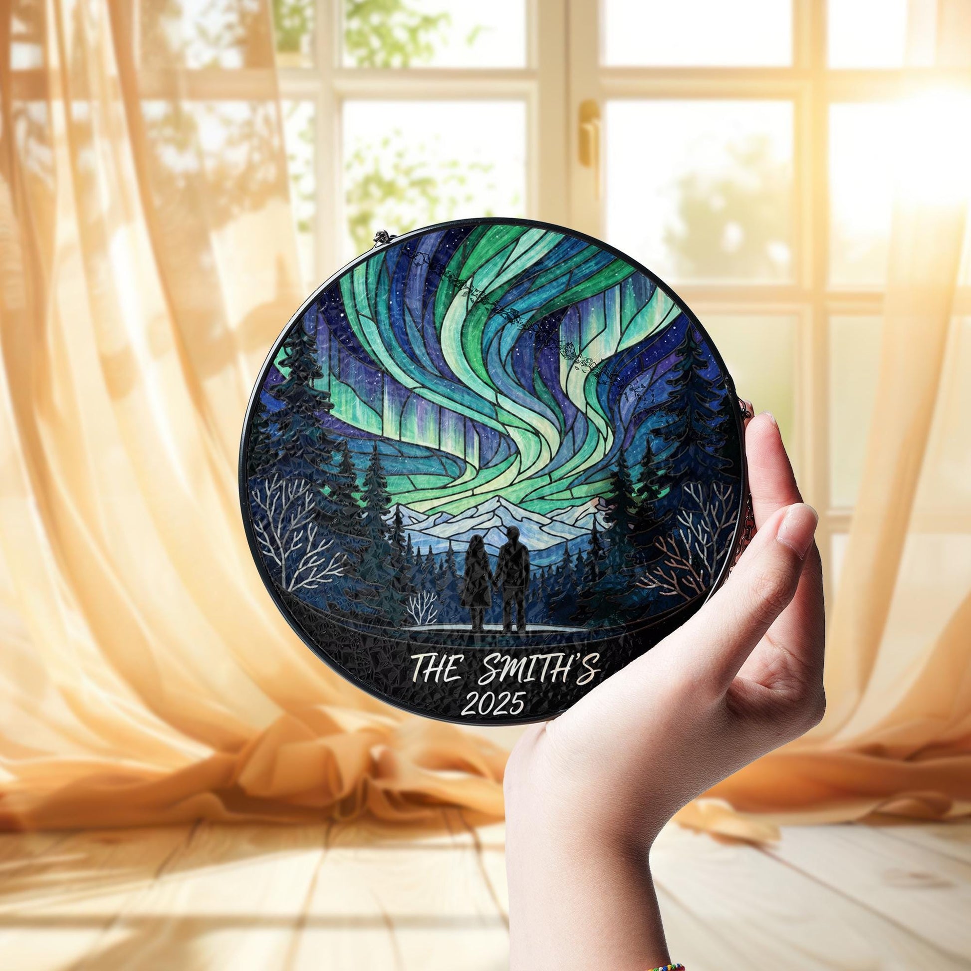 Personalized Glass Suncatcher – Northern Lights Design with Couple Silhouette, Trees, and Mountains