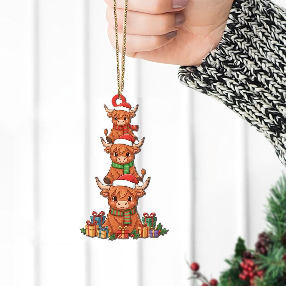 Highland Cow Christmas Ornament – Cute Holiday Tree Decoration for Farmhouse Lovers