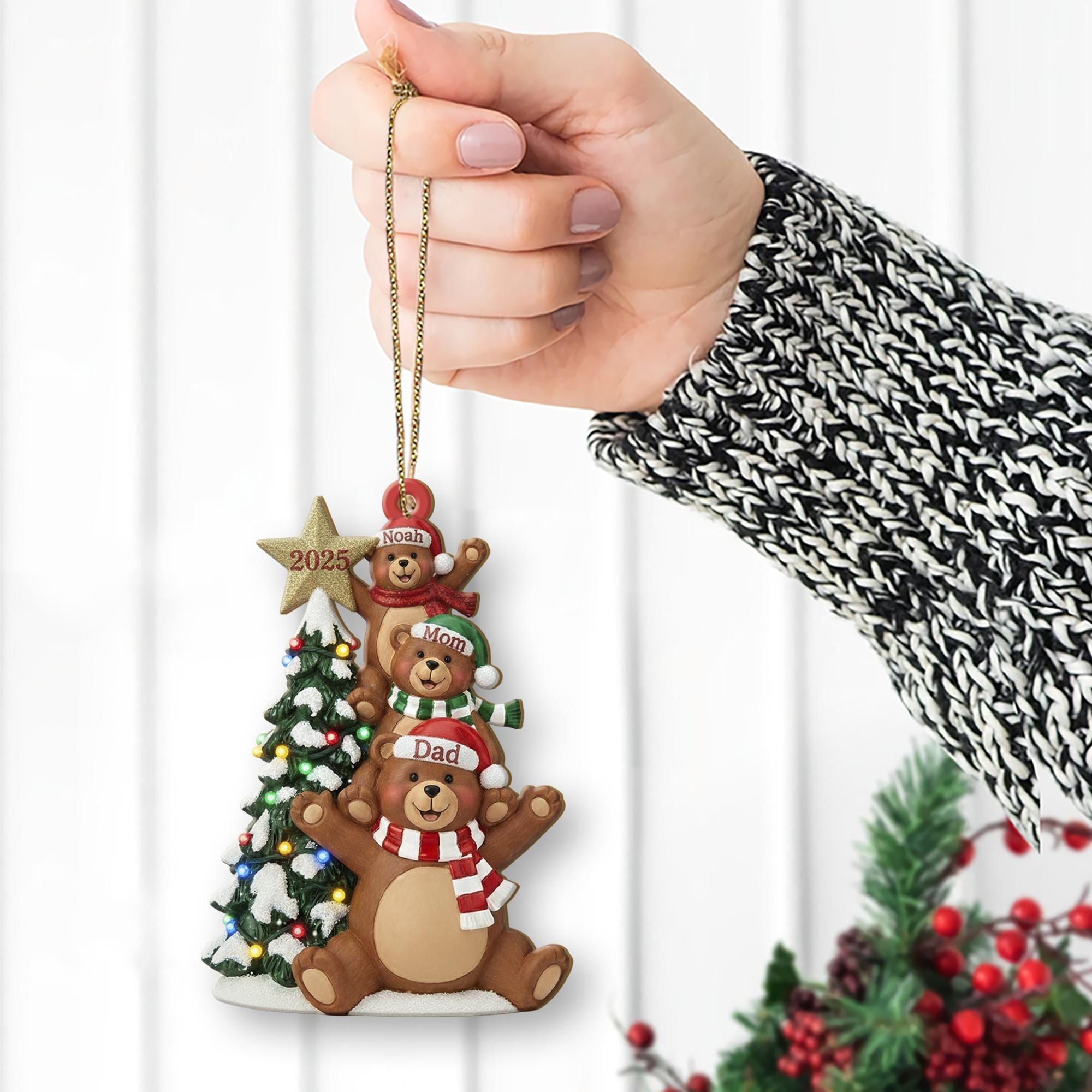 Personalized Bear Family Ornament – Custom Names Christmas Tree 2025 Decoration