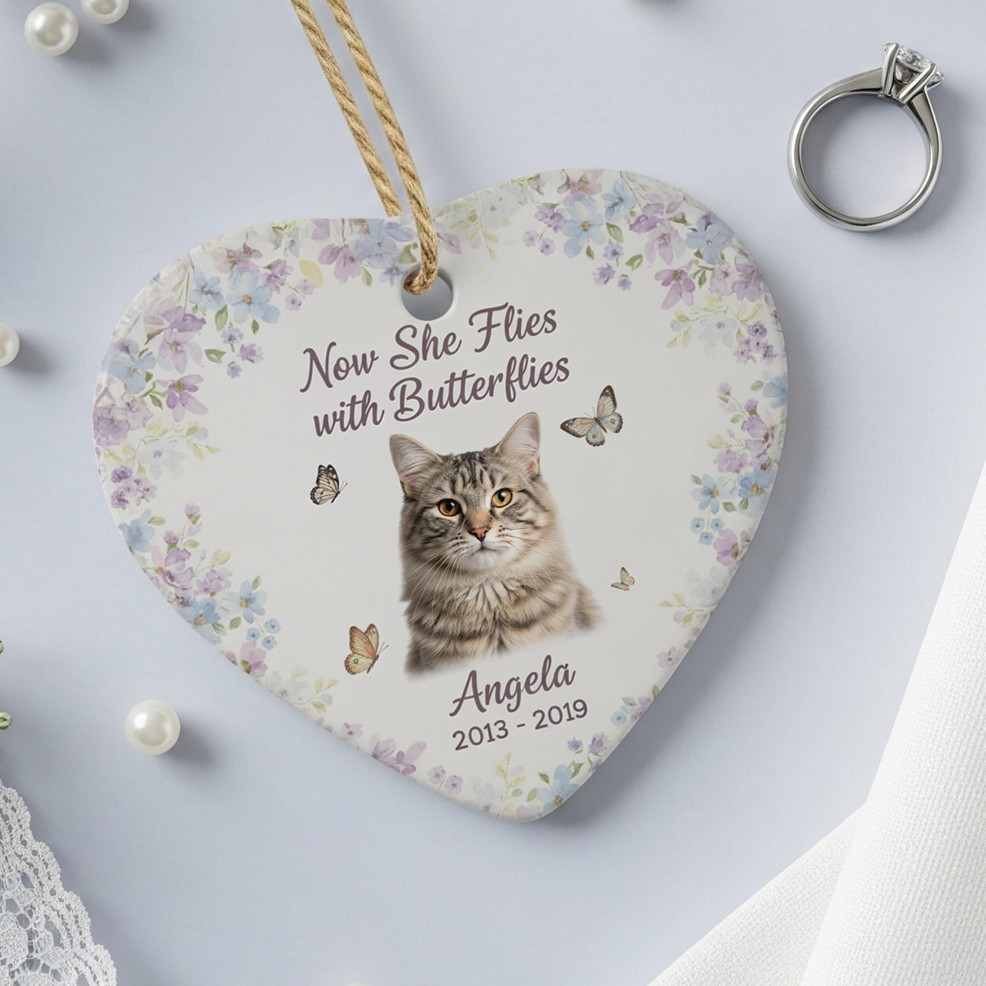 Personalized Cat Memorial Ornament: Heart-Shaped Ceramic Pet Loss Keepsake