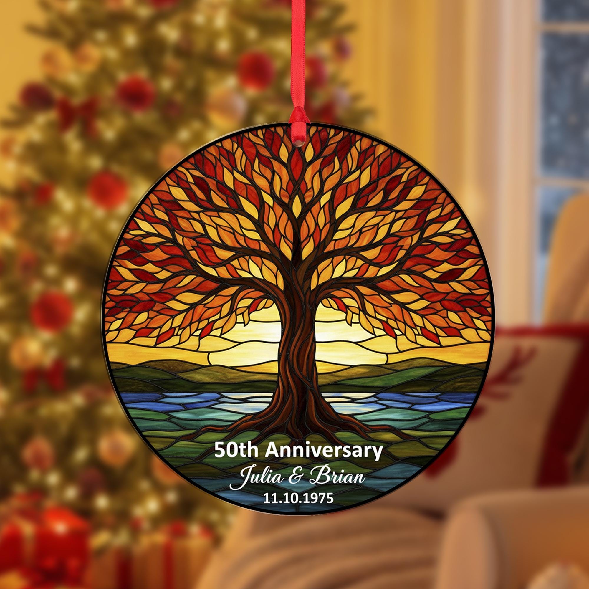 Personalized Tree of Life Ornament – Couple Anniversary – Round Keepsake
