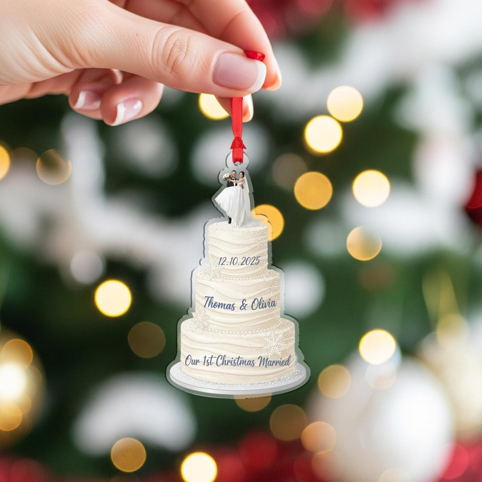 Personalized Wedding Cake Christmas Ornament – Acrylic Hanging Decoration with Bride and Groom Design