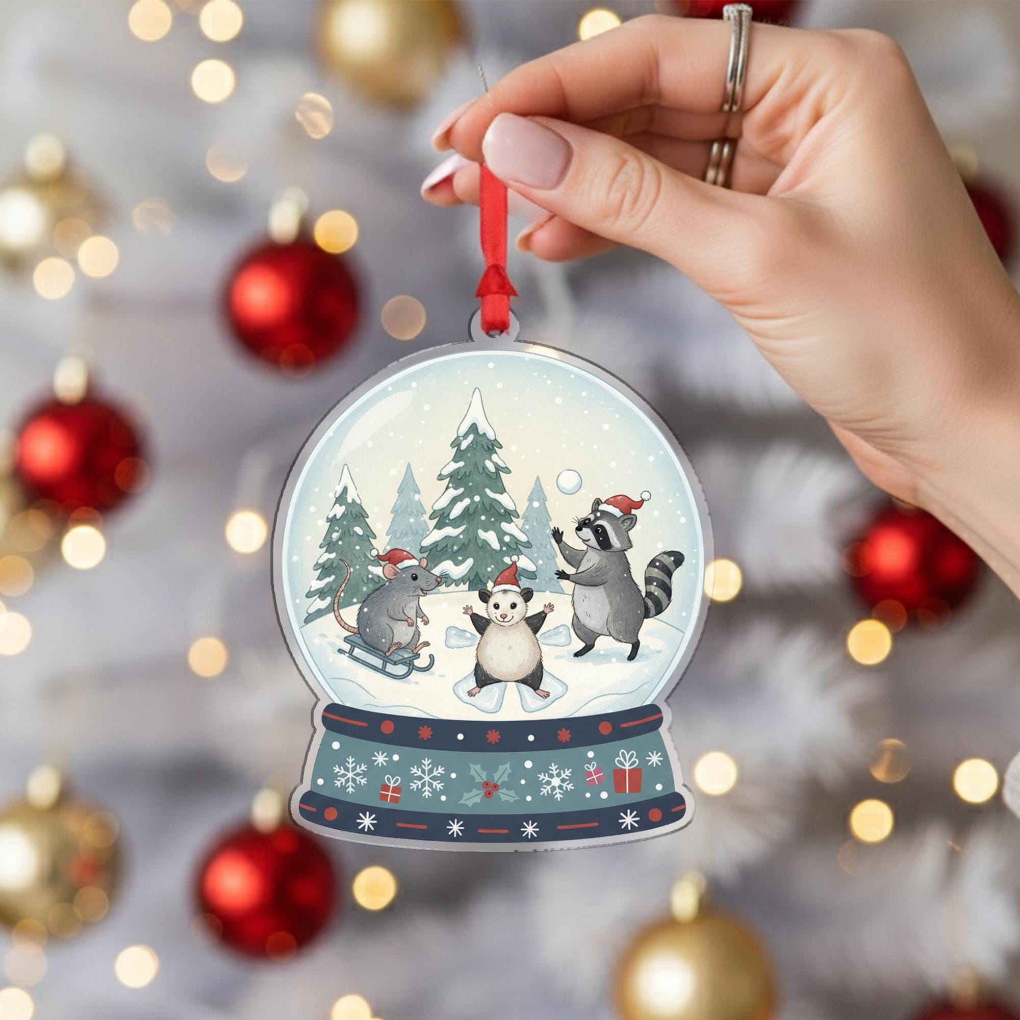 Woodland Animal Snow Globe Christmas Ornament – Acrylic Hanging Decoration with Mouse Raccoon Bear Design