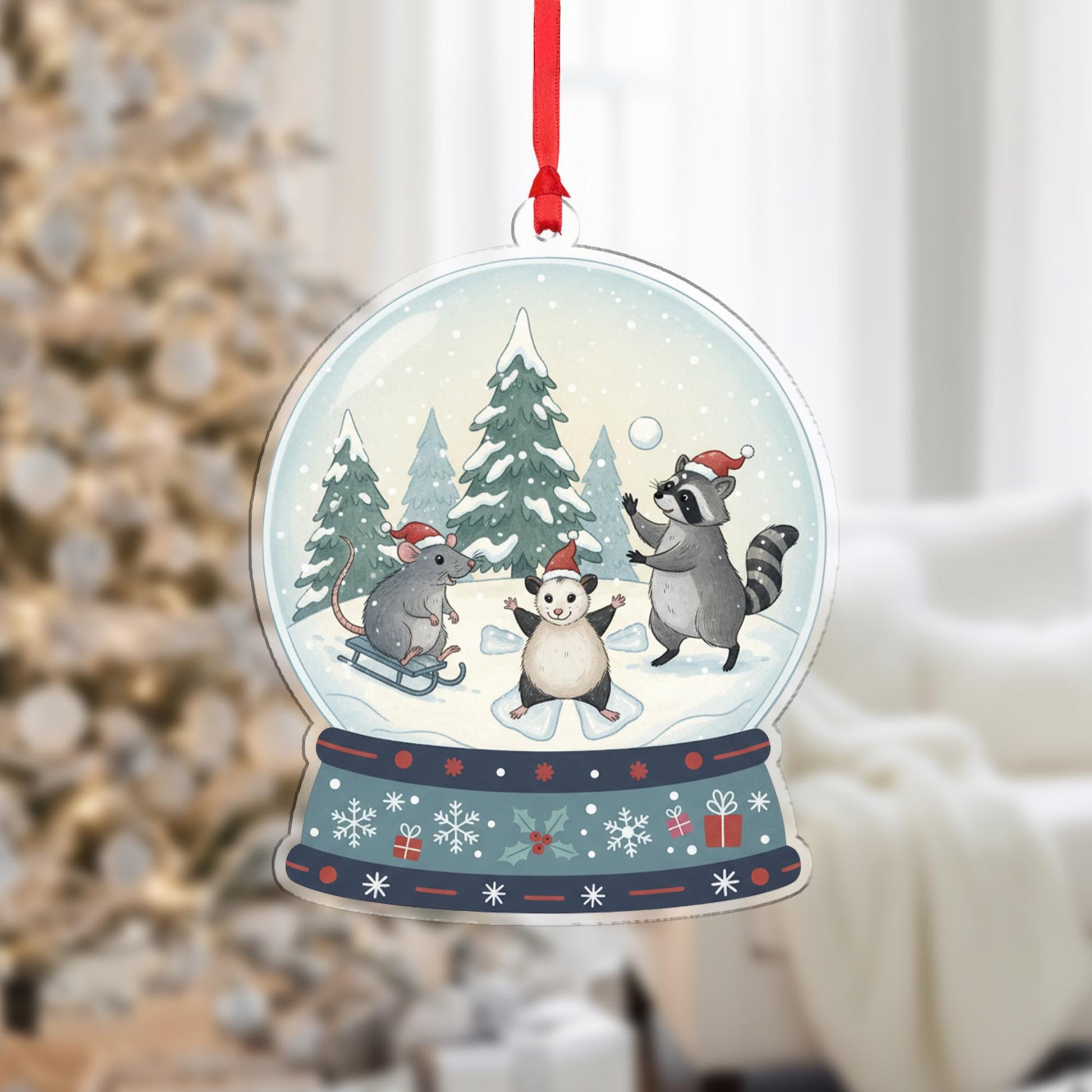 Woodland Animal Snow Globe Christmas Ornament – Acrylic Hanging Decoration with Mouse Raccoon Bear Design
