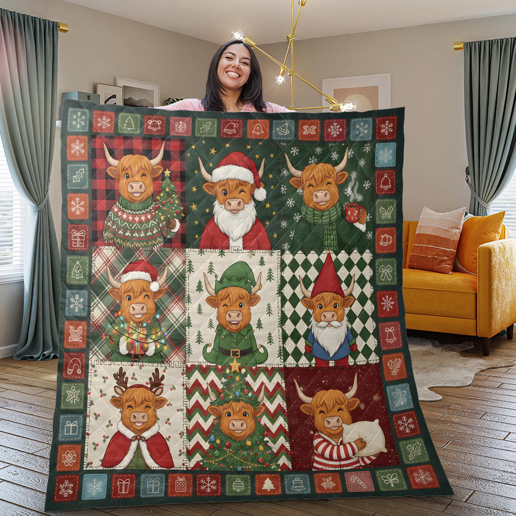 Highland Cow Christmas Quilt Blanket, Patchwork Farm Cow Print, Winter Bed Throw