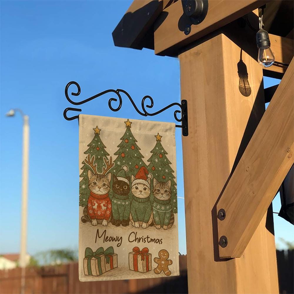 Christmas Cat Garden Flag – Holiday Outdoor Decoration with Cats, Trees, and Gifts Design