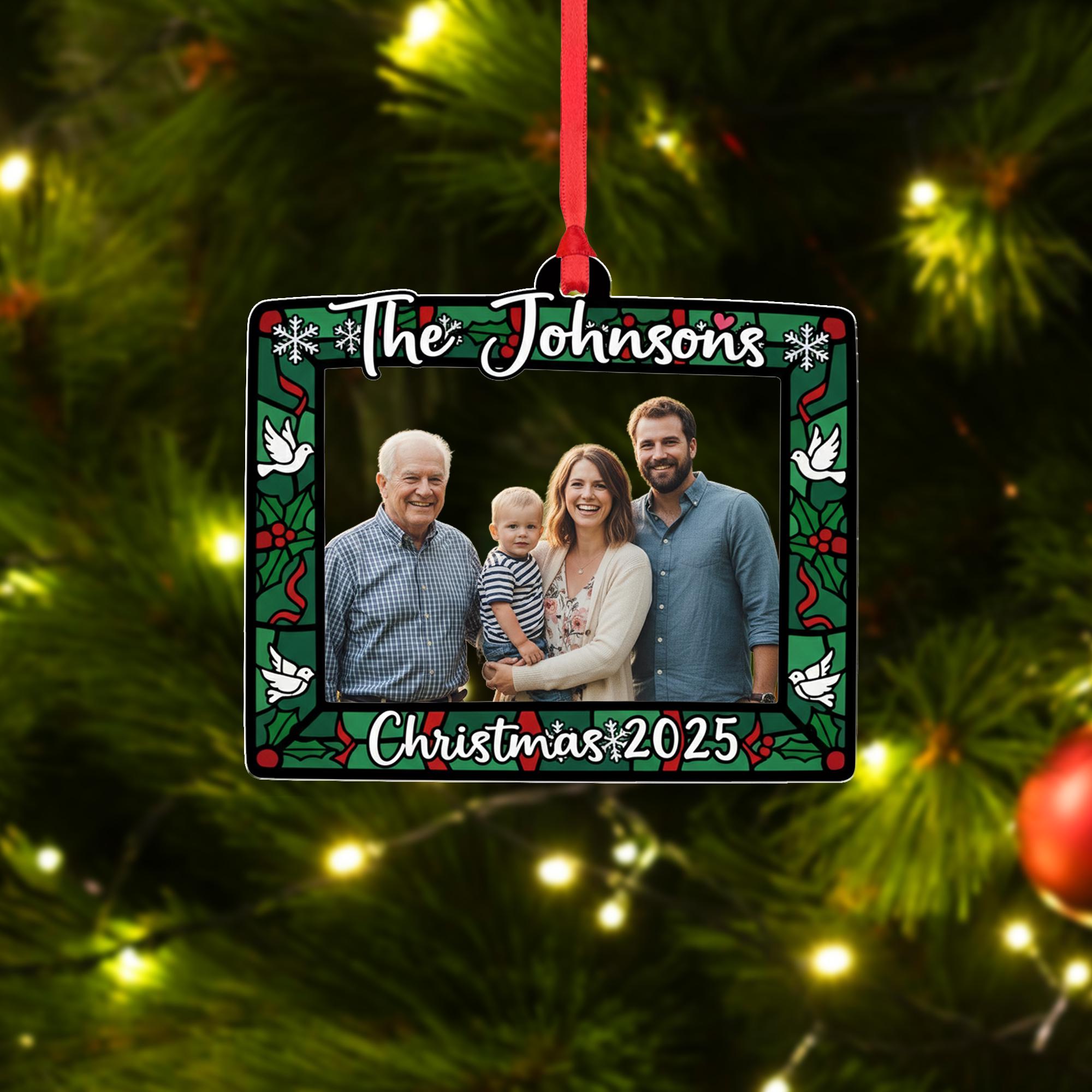 Personalized Family Photo Ornament 2025 – Custom Name Christmas Tree Decoration with Picture