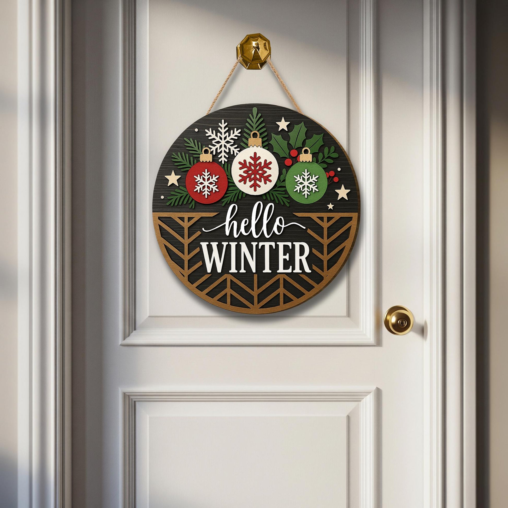 Hello Winter Round Wood Layered Sign – Winter Baubles Door Decor