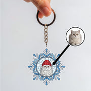 Acrylic Keychain – Snowflake Design with Cat in Winter Hat