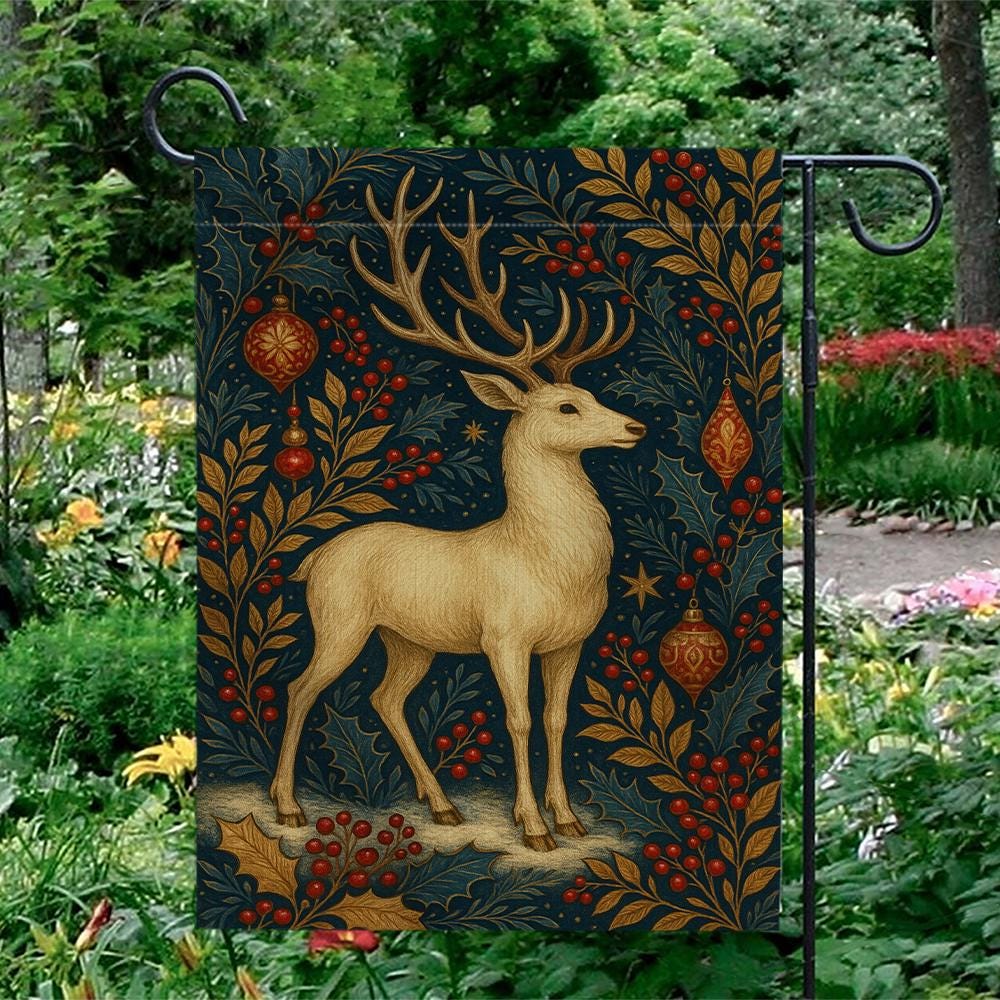 Reindeer Garden Flag – Christmas Outdoor Decor with Antlers, Ornaments and Holly