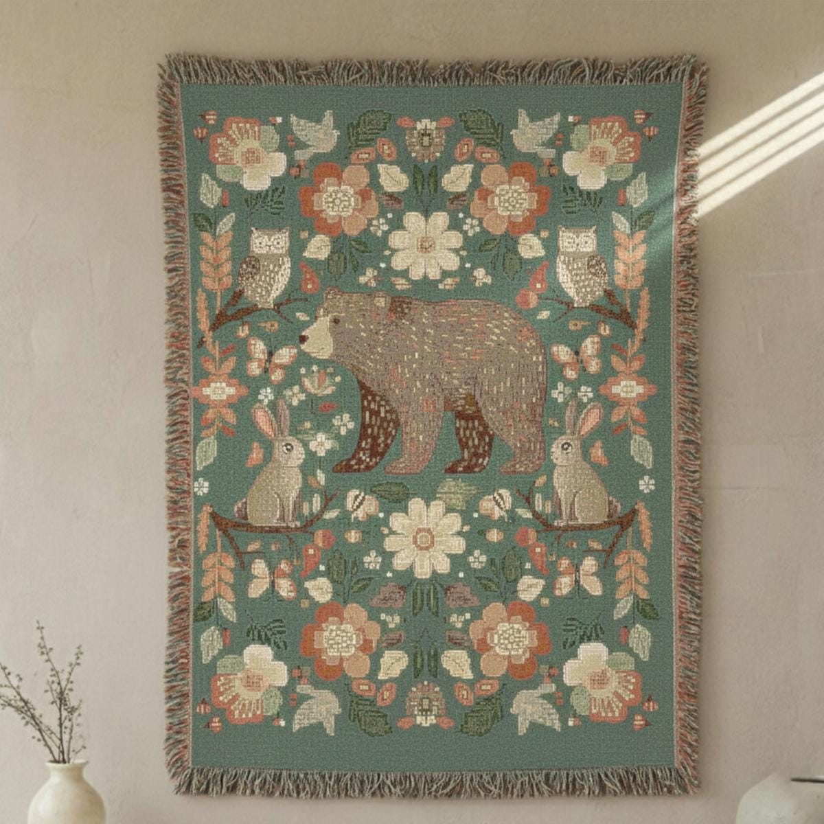 Forest Animal Woven Blanket – Woodland Bear Floral Throw