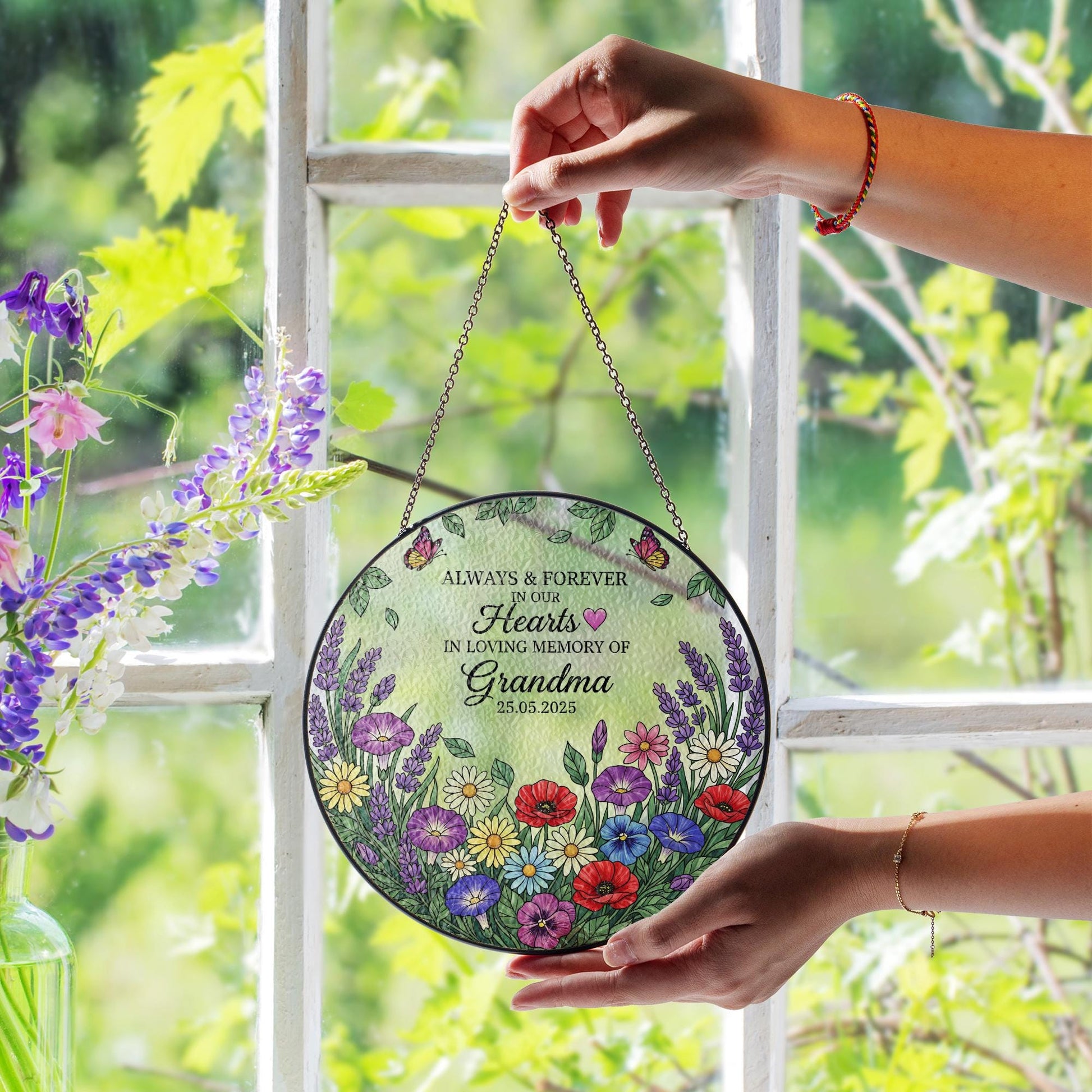 Personalized Flower Memorial Suncatcher – Round Glass Keepsake