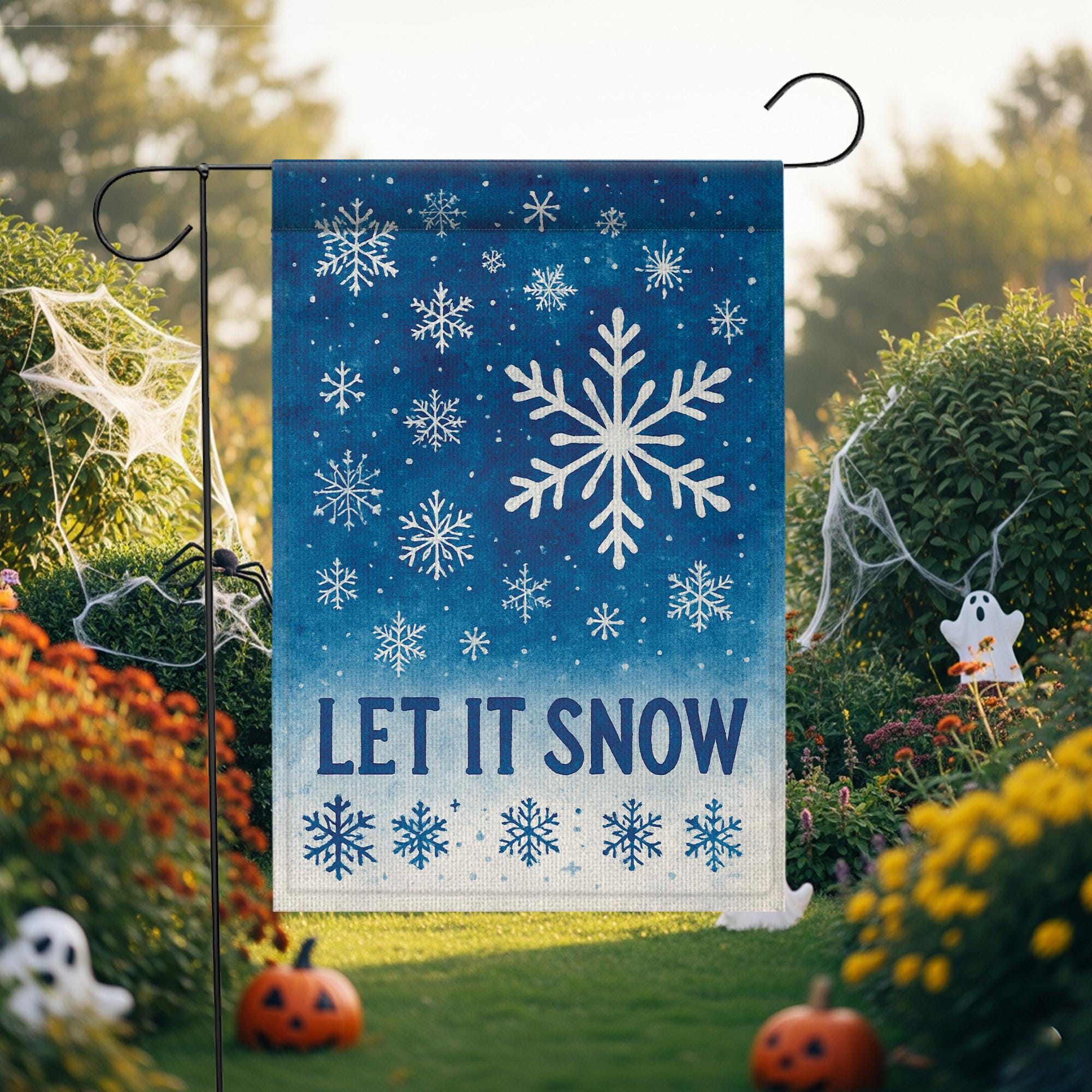 Winter Garden Flag: Christmas Snowflake Flag