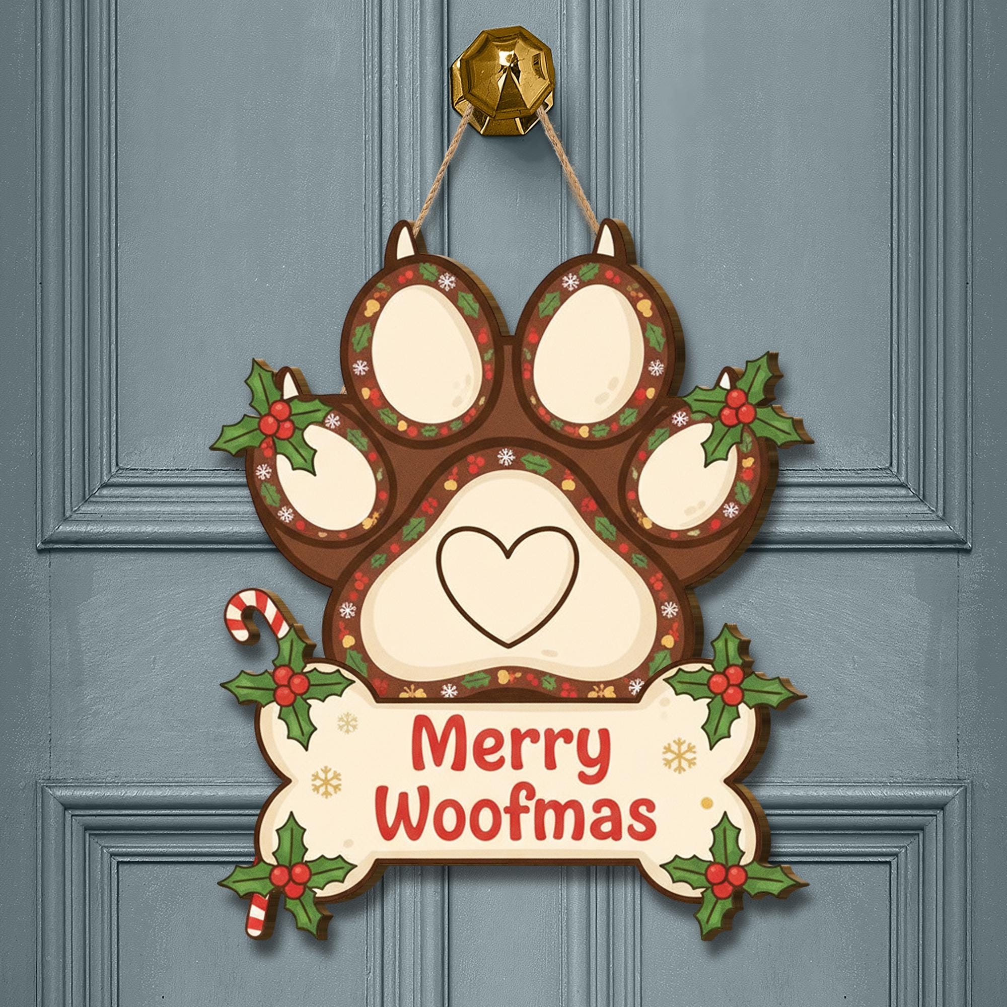 Wooden Merry Woofmas Sign – Dog Paw Wall Plaque – Holiday Door Decor