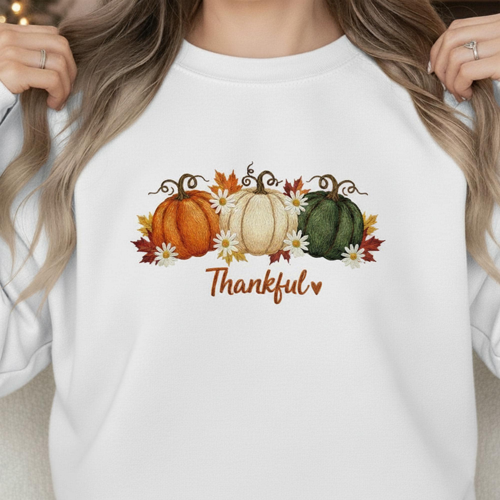 Thanksgiving Crewneck Sweatshirt: Autumn Apparel with "Thankful" Quote and Pumpkin Graphic image 1
